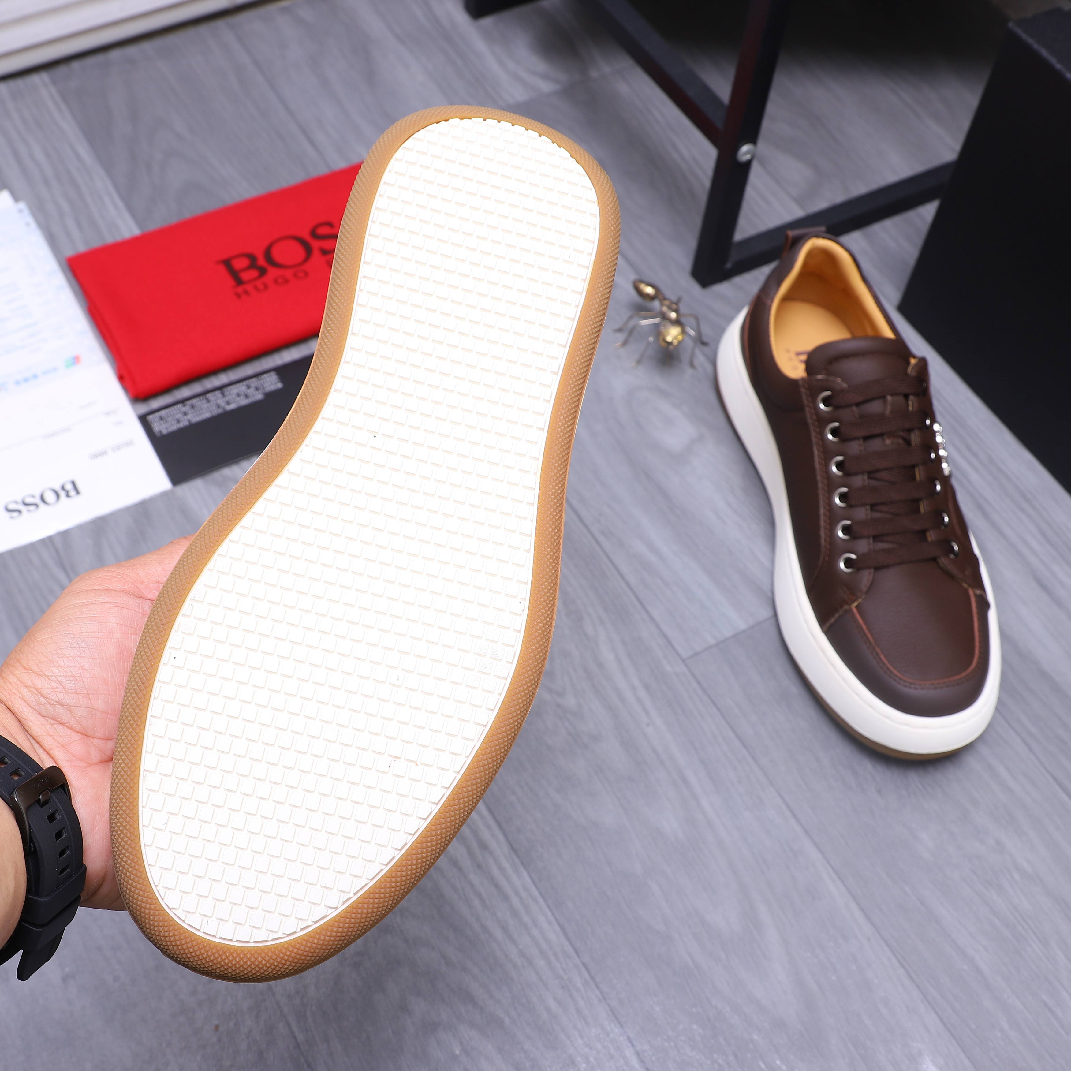 Hugo Boss Men's Leather Casual Sneakers - Stylish & Comfortable 8 a1745303384650 5542