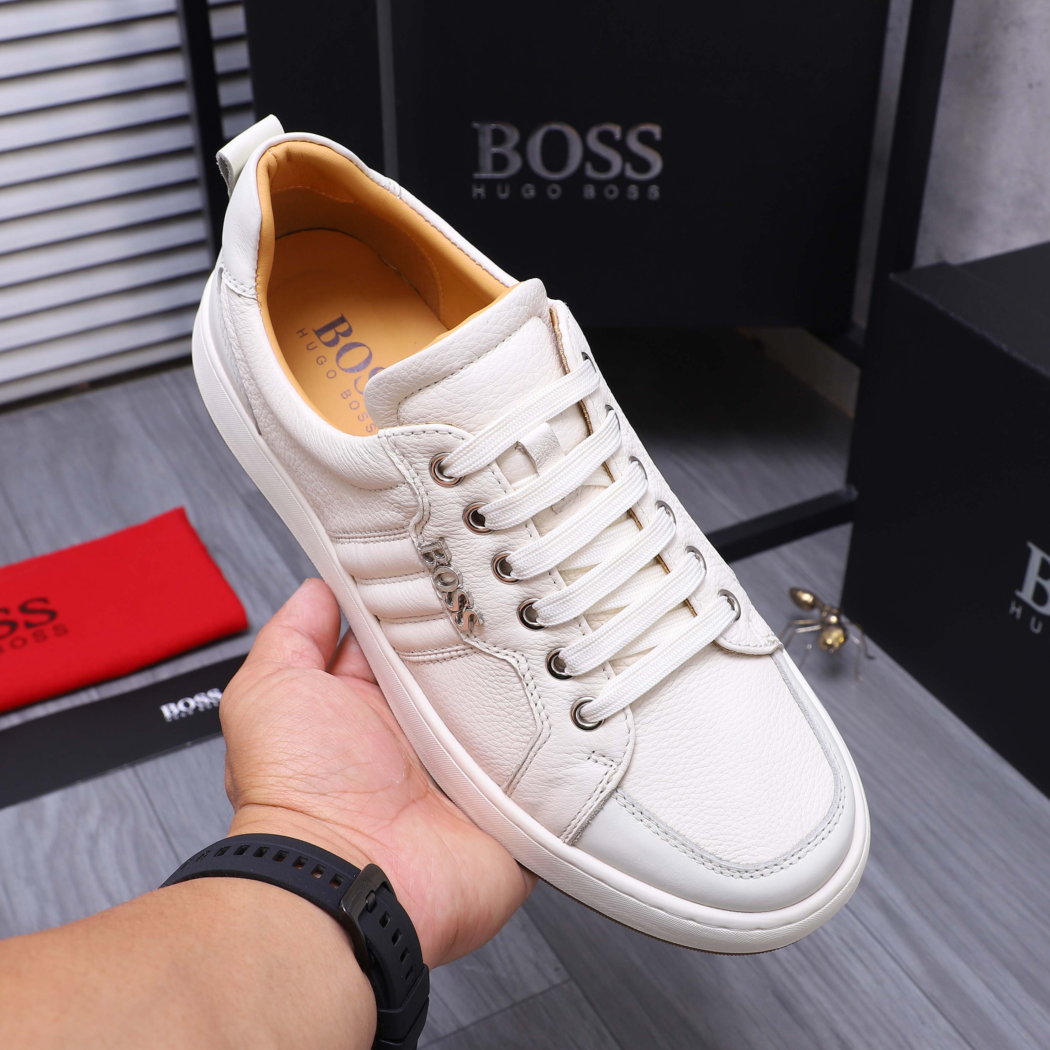 Hugo Boss Men's Leather Casual Sneakers Comfortable Fashion Shoes 7 a1745303774138 3472