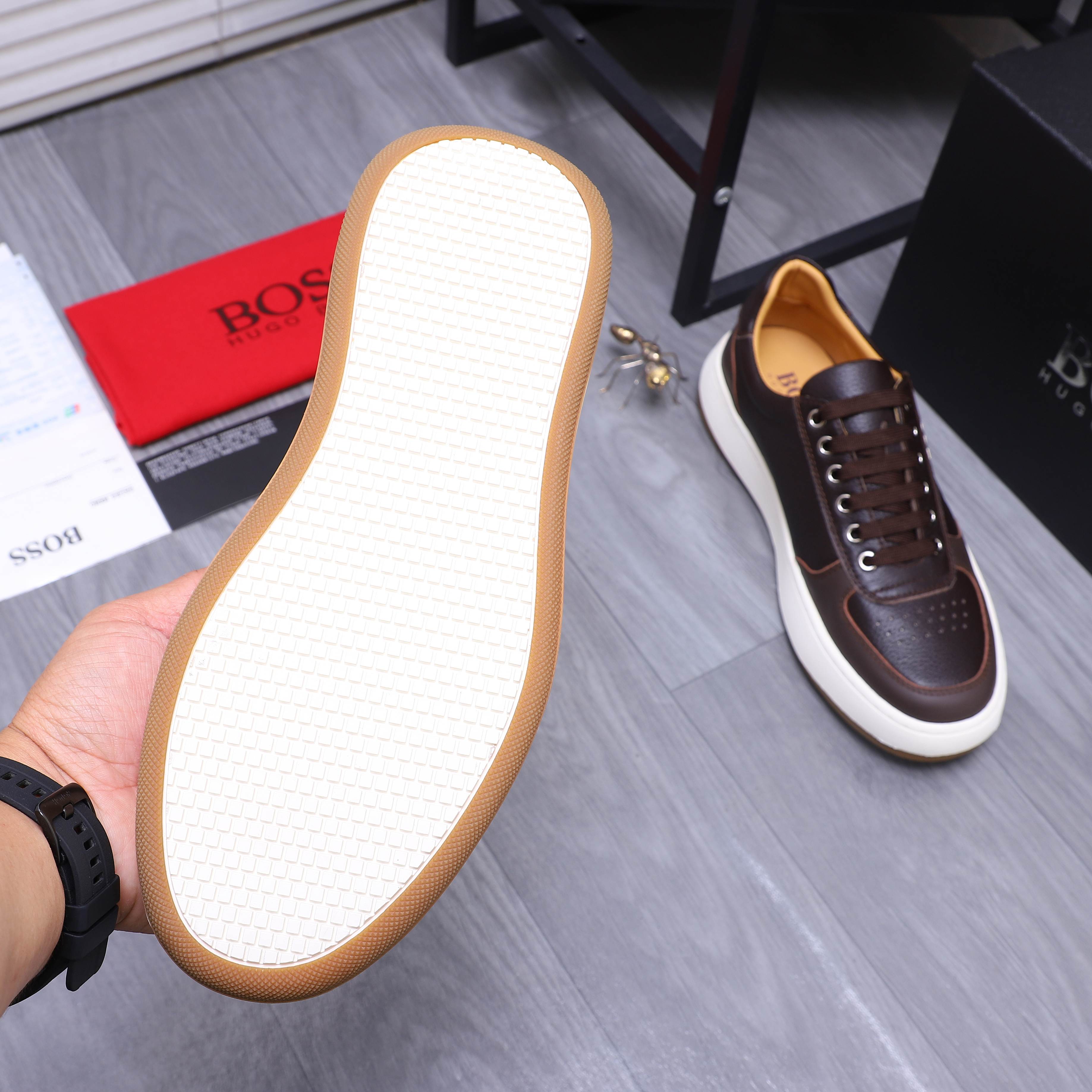 Hugo Boss Men's Leather Casual Sneakers - Stylish Comfort, Sizes 38-45 8 a1745304258501 2808