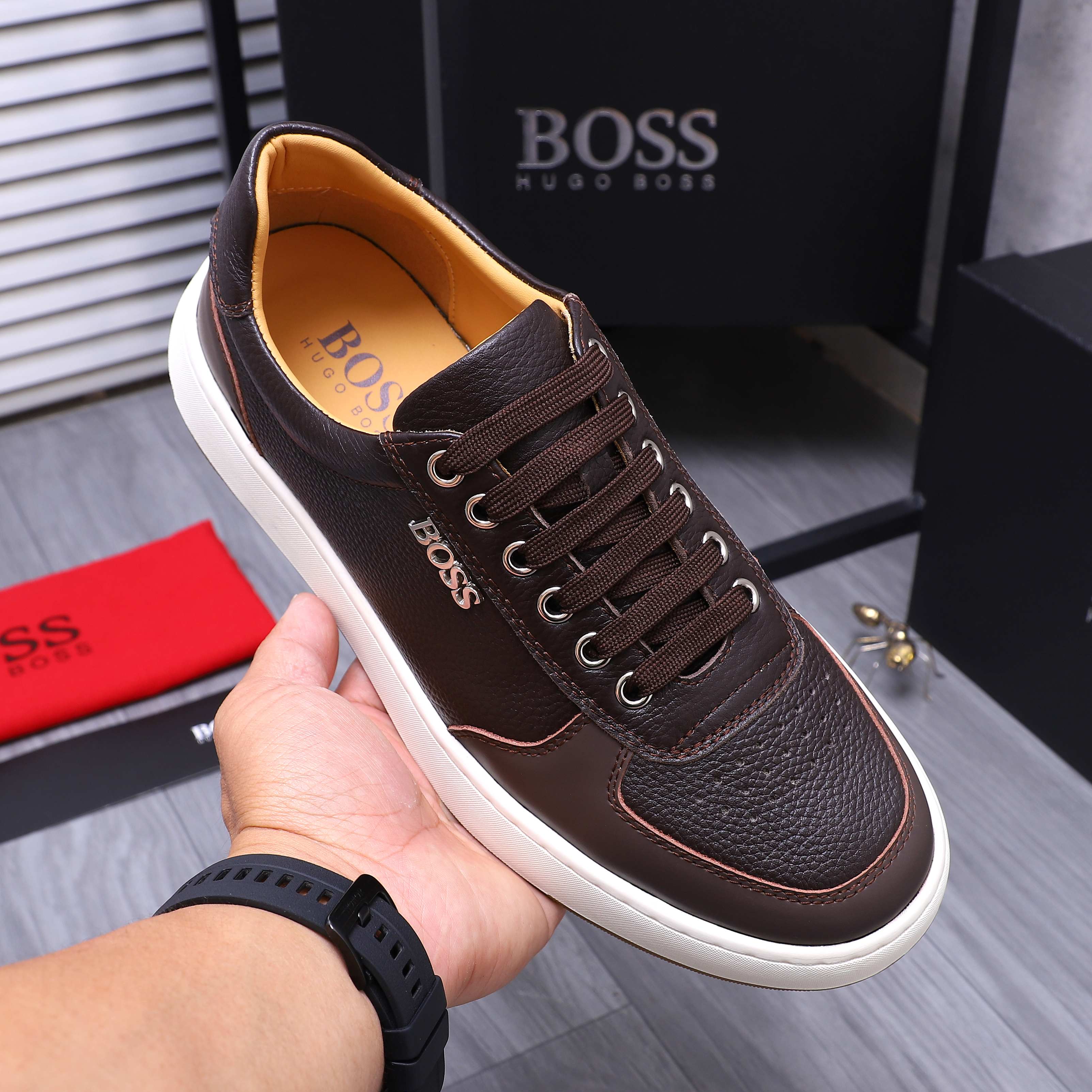 Hugo Boss Men's Leather Casual Sneakers - Stylish Comfort, Sizes 38-45 7 a1745304261352 3351