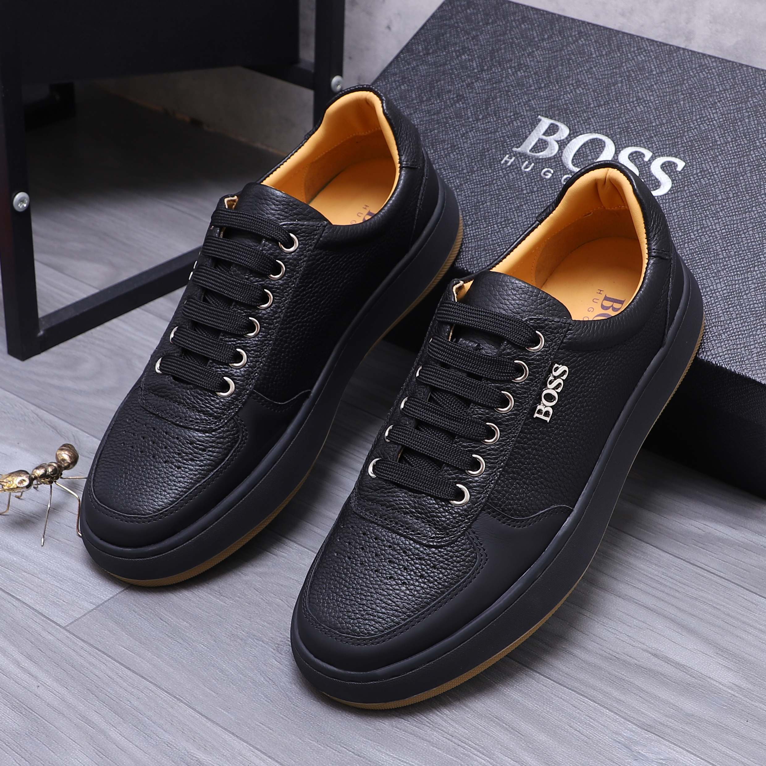 Hugo Boss Men's Leather Casual Sneakers - Stylish Comfort, Sizes 38-45 3 a1745304655711 7045