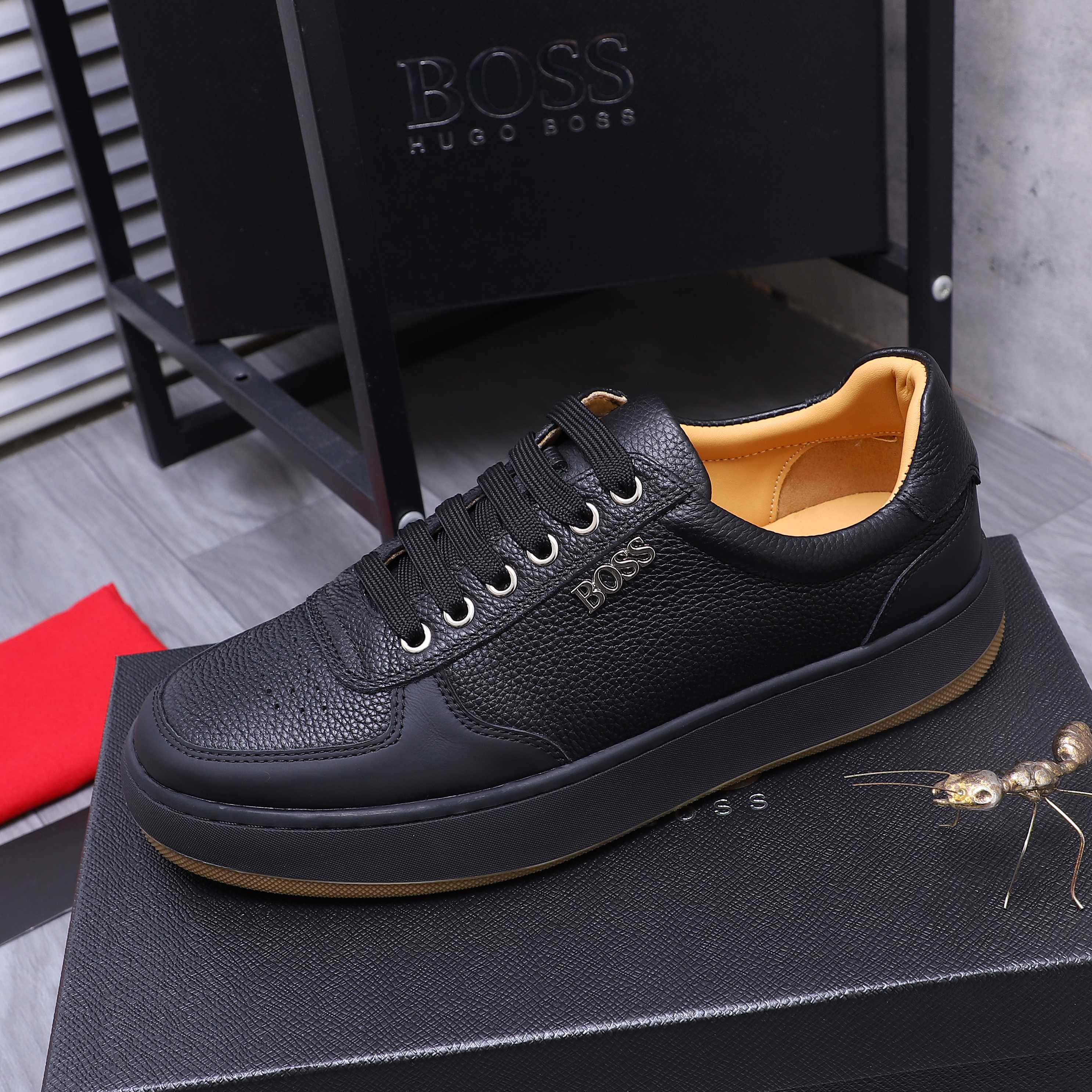 Hugo Boss Men's Leather Casual Sneakers - Stylish Comfort, Sizes 38-45 6 a1745304656228 7861