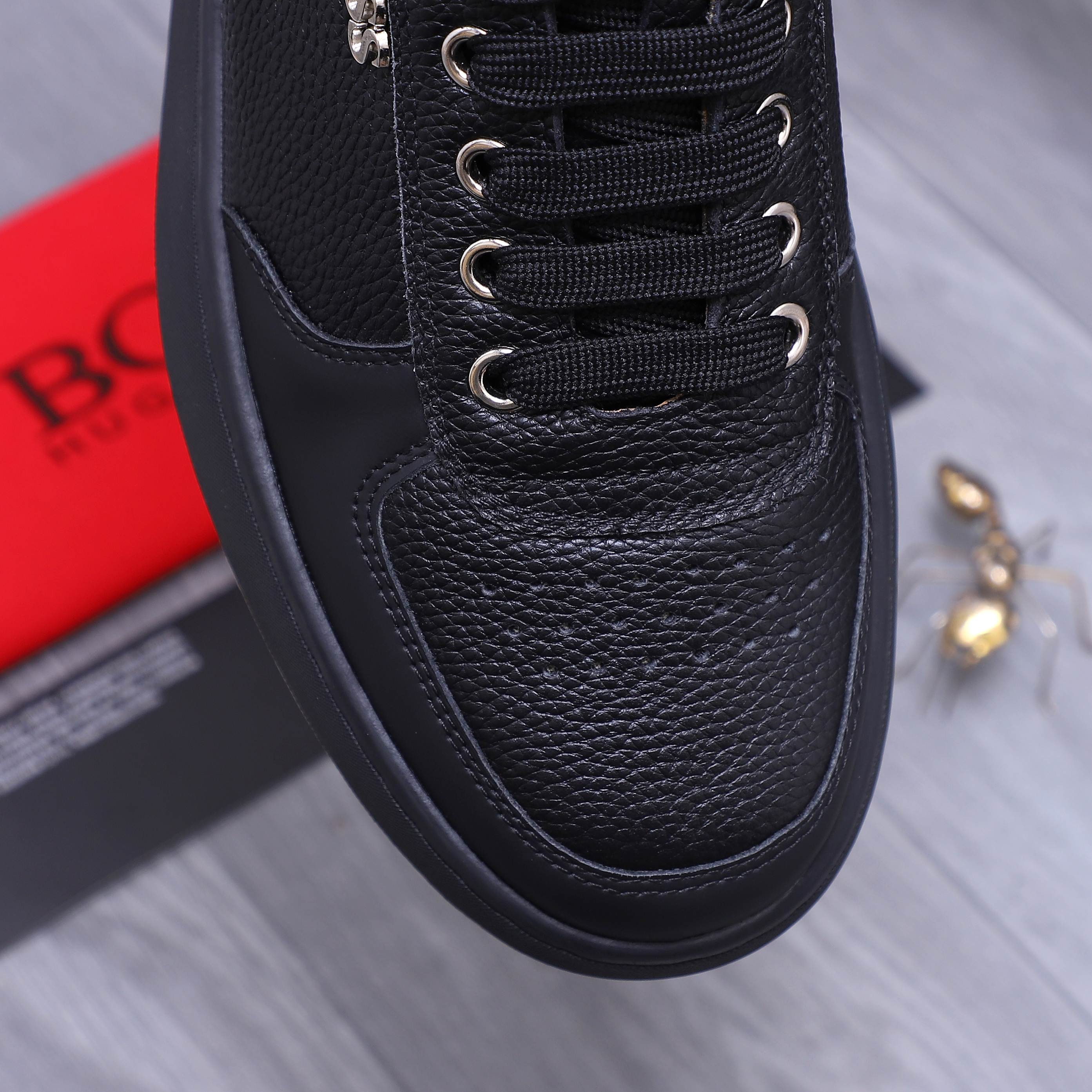 Hugo Boss Men's Leather Casual Sneakers - Stylish Comfort, Sizes 38-45 9 a1745304657983 8138