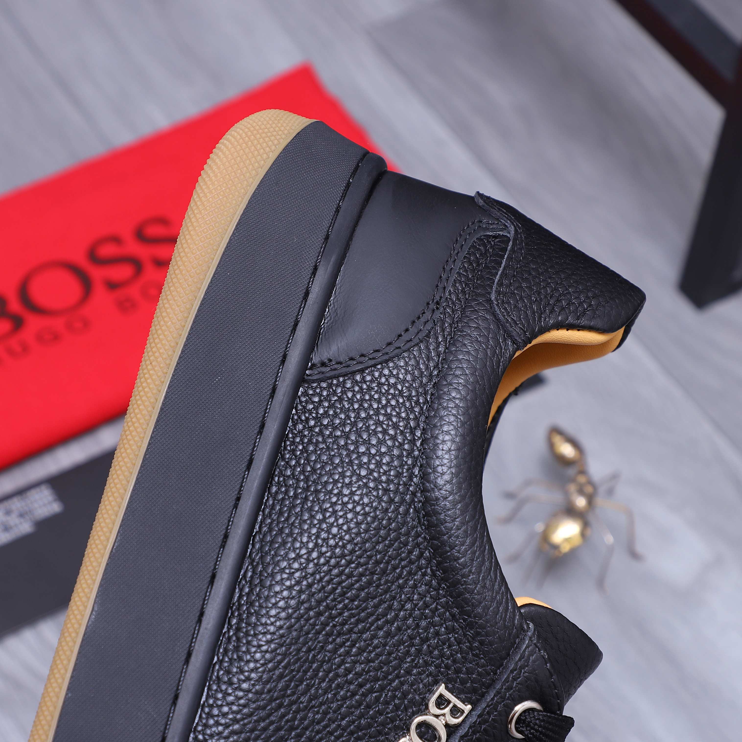 Hugo Boss Men's Leather Casual Sneakers - Stylish Comfort, Sizes 38-45 10 a1745304658306 7152
