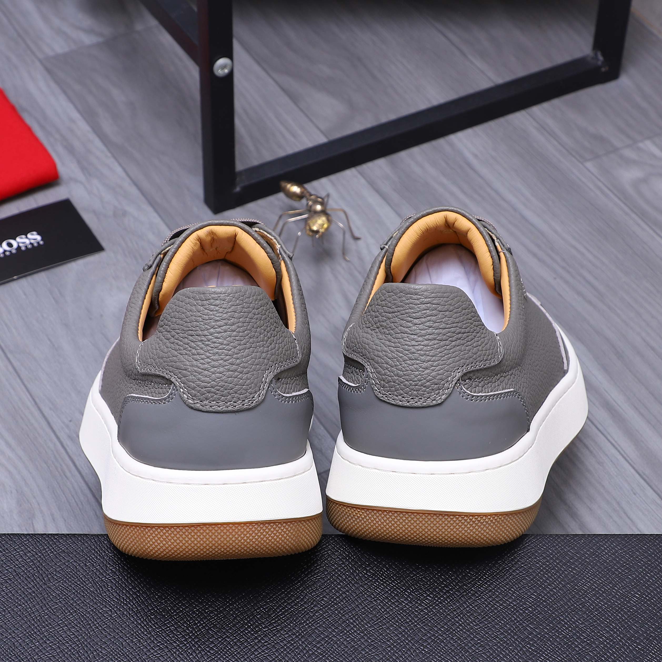Hugo Boss Men's Leather Casual Sneakers, Comfortable & Stylish Shoes 11 a1745304895966 2826