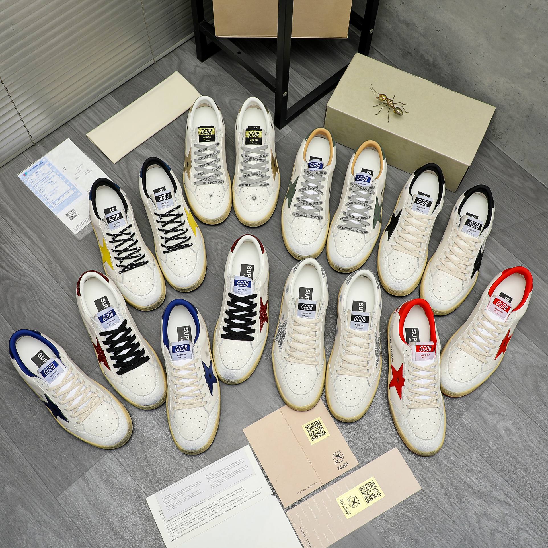 P310 商品商标:GGDB 情侣款休闲鞋
正码码数: 36-45
商品材料:精选 优质牛皮鞋面 牛皮内里 原版橡胶大底