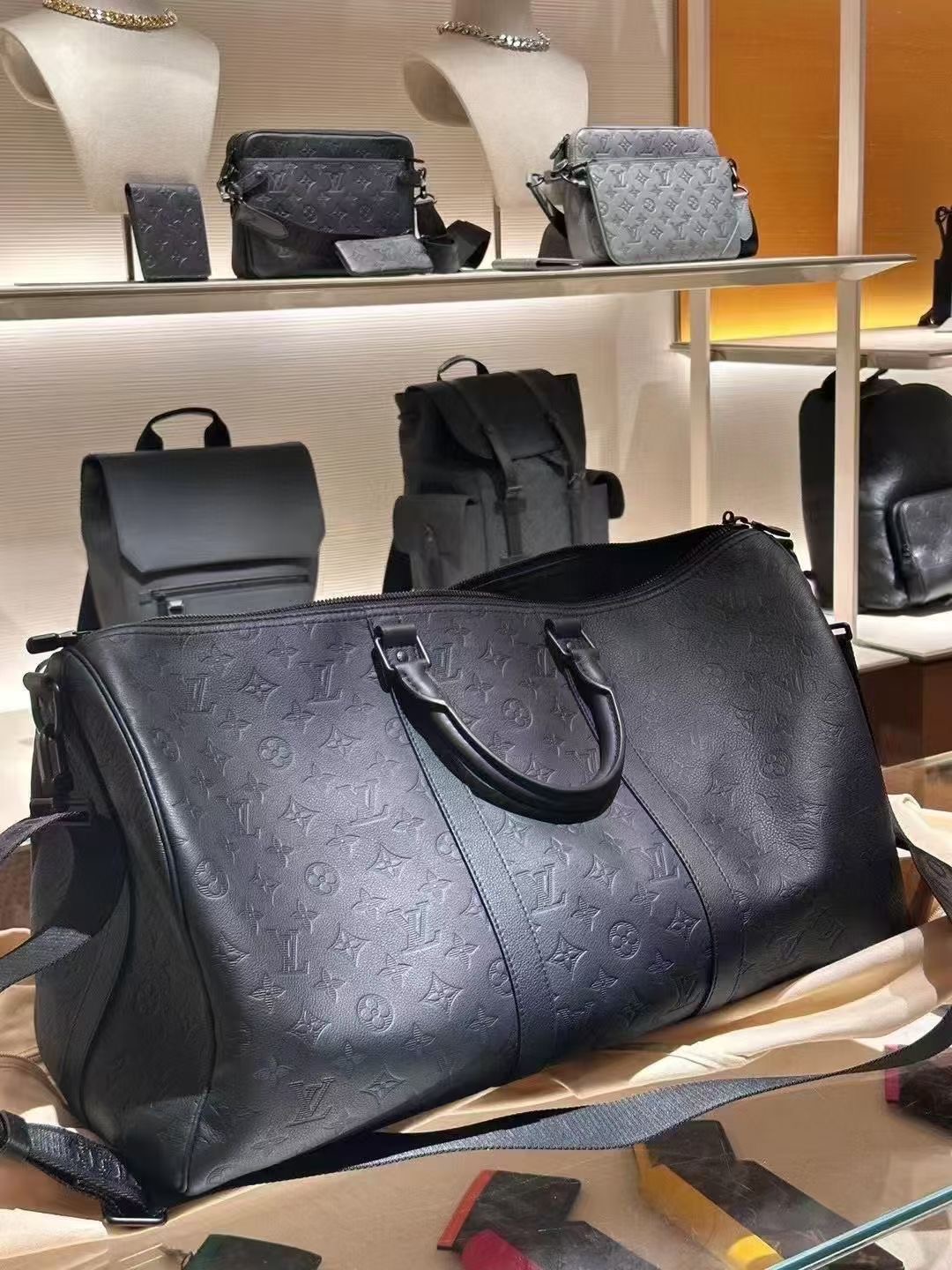 Louis Vuitton Keepall Monogram Eclipse travel