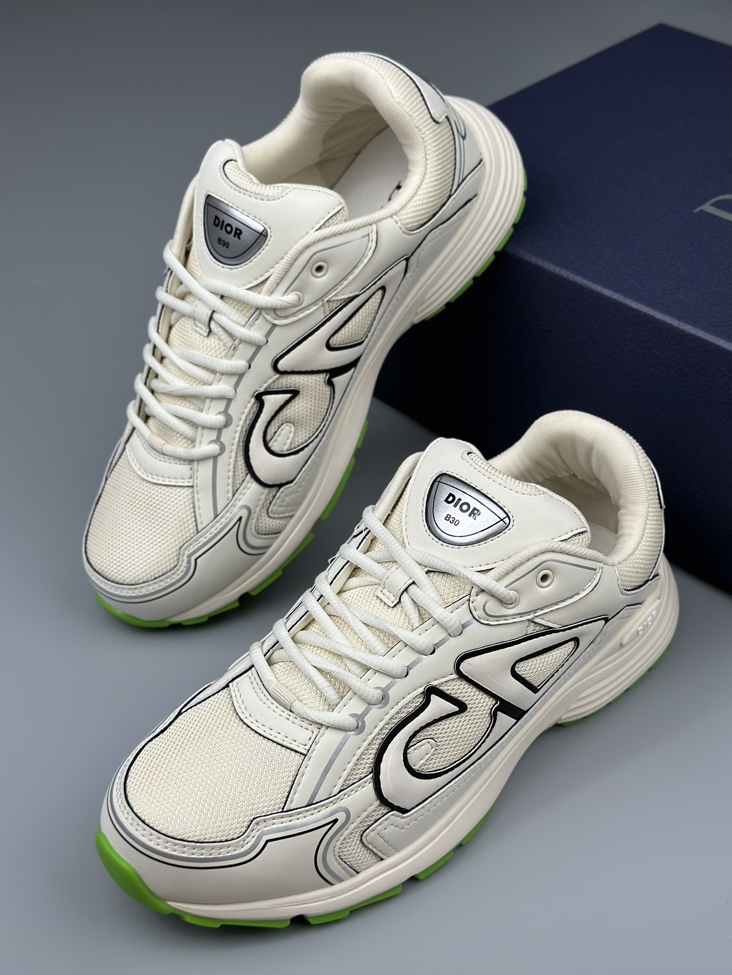 Dior B30 Two-Tone Sneakers - Matte Materials, Top Quality & Unique Style 2 i1714152486 6891 0