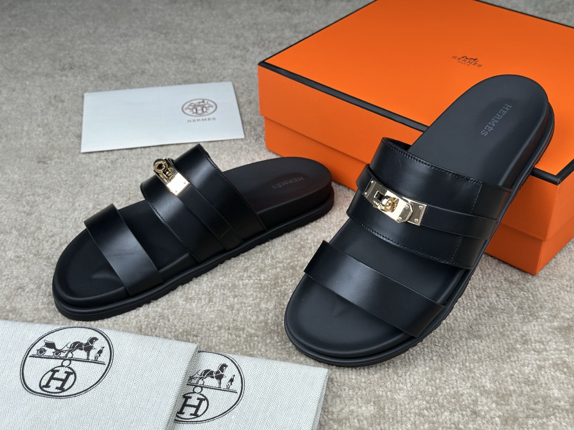 Hermès Jackson Sandals - Luxurious Leather Slides with Iconic Design 3 i1741412983664 414 0 3