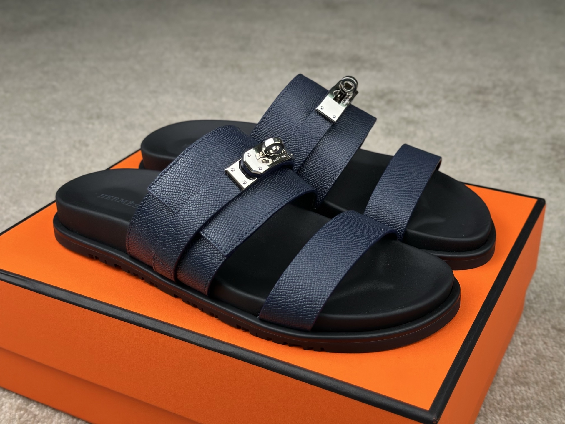 Hermes Jackson Sandals - Stylish Leather Slides with Iconic Kelly Buckle 2 i1741413221494 4718 0 2