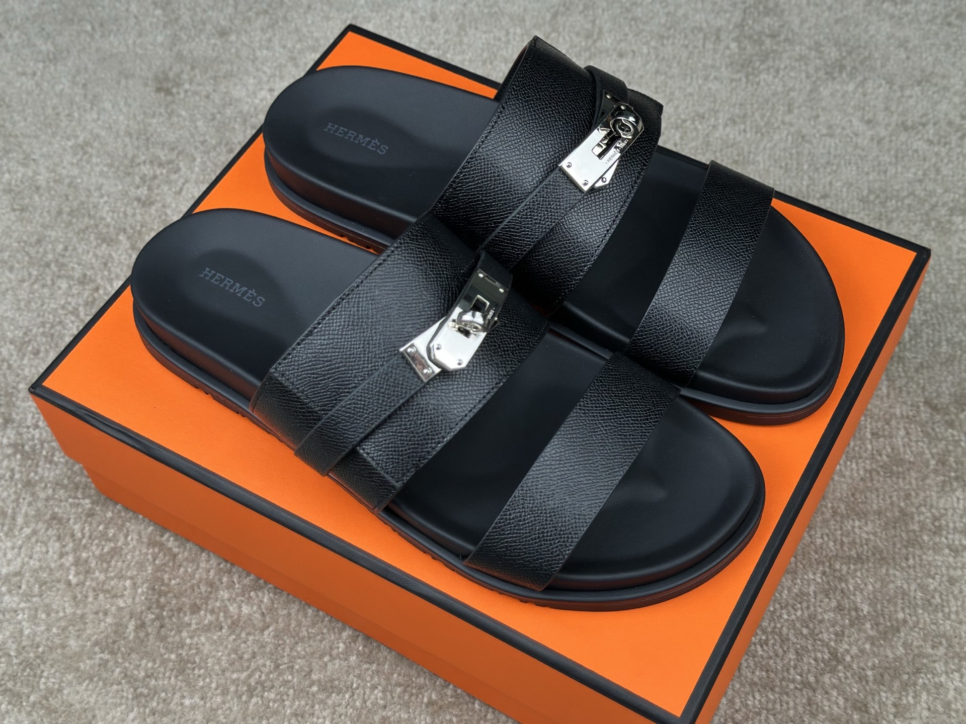 Hermès Jackson Sandals - Premium Leather, Stylish Summer Slides, Sizes 38-47 3 i1741413457877 4417 0 3