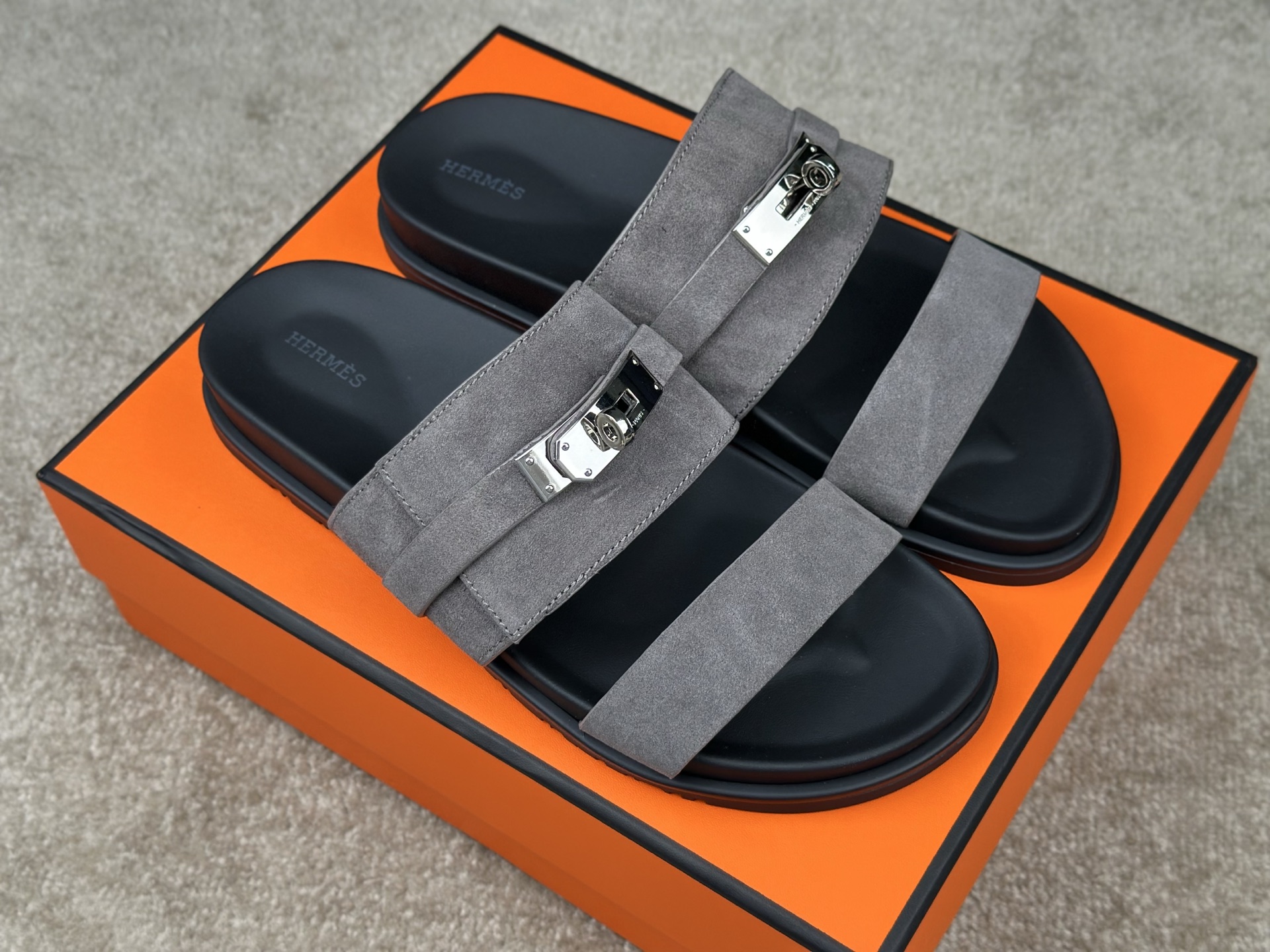 Hermès Jackson Sandal - Gray Suede Leather with Palladium-Plated Hardware 2 i1741413603637 7874 0 3