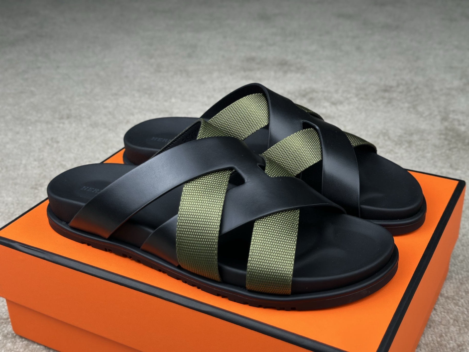 Hermès Kazimir Sandals - Stylish & Comfortable Summer Slides, Size 38 - 47 1 i1741413838401 9572 0 2