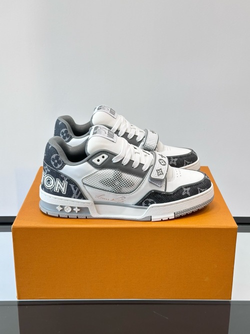 Louis Vuitton Trainer Sneaker in Damier Leather, White/Gray, Size 39-44 1 Louis Vuitton Trainer Sneaker in Damier Leather, White/Gray, Size 39-44