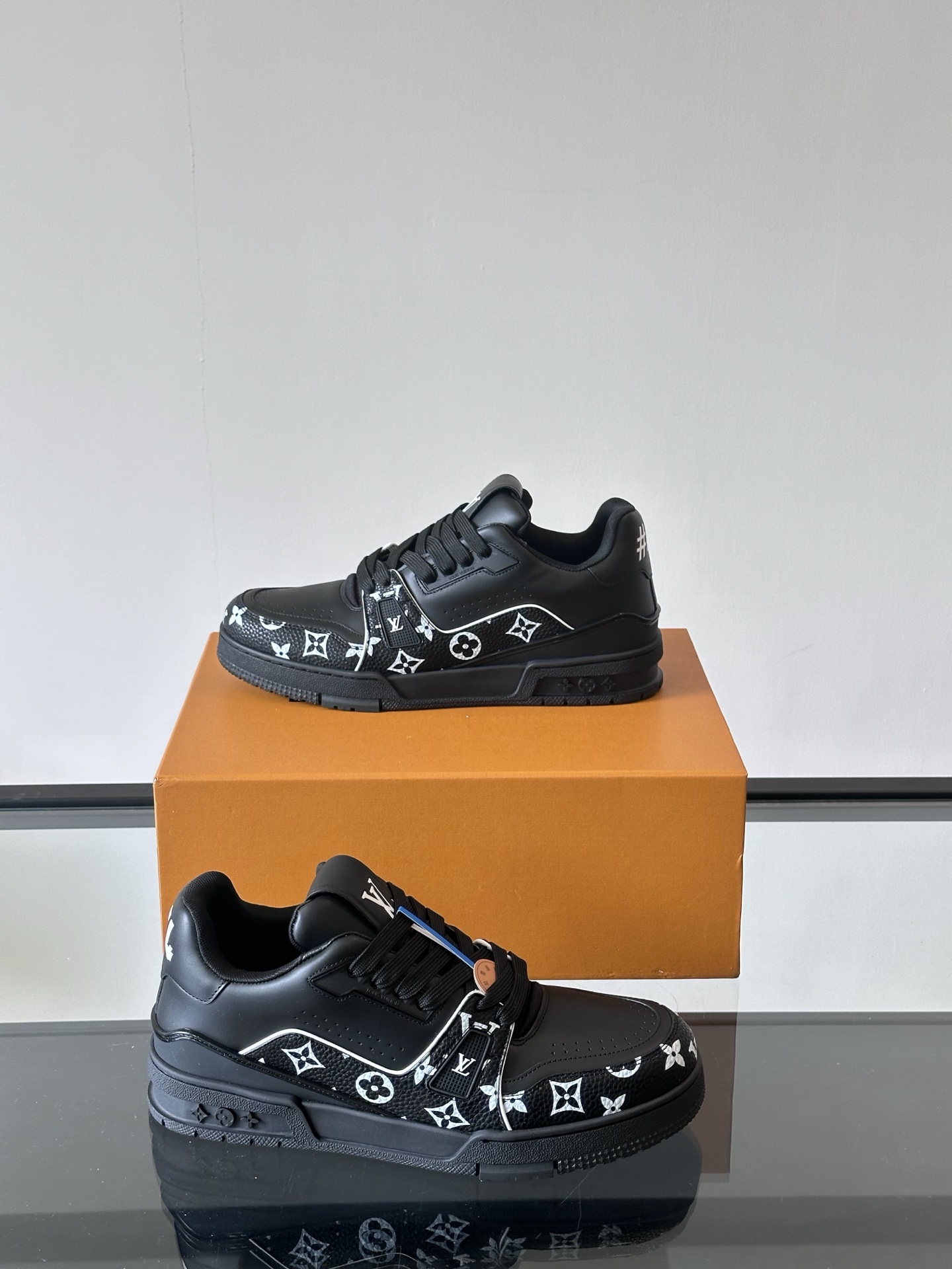 Louis Vuitton Trainer Sneaker - Black Damier Leather, Comfortable Fashion 5 i1743167939464 9559 0 3
