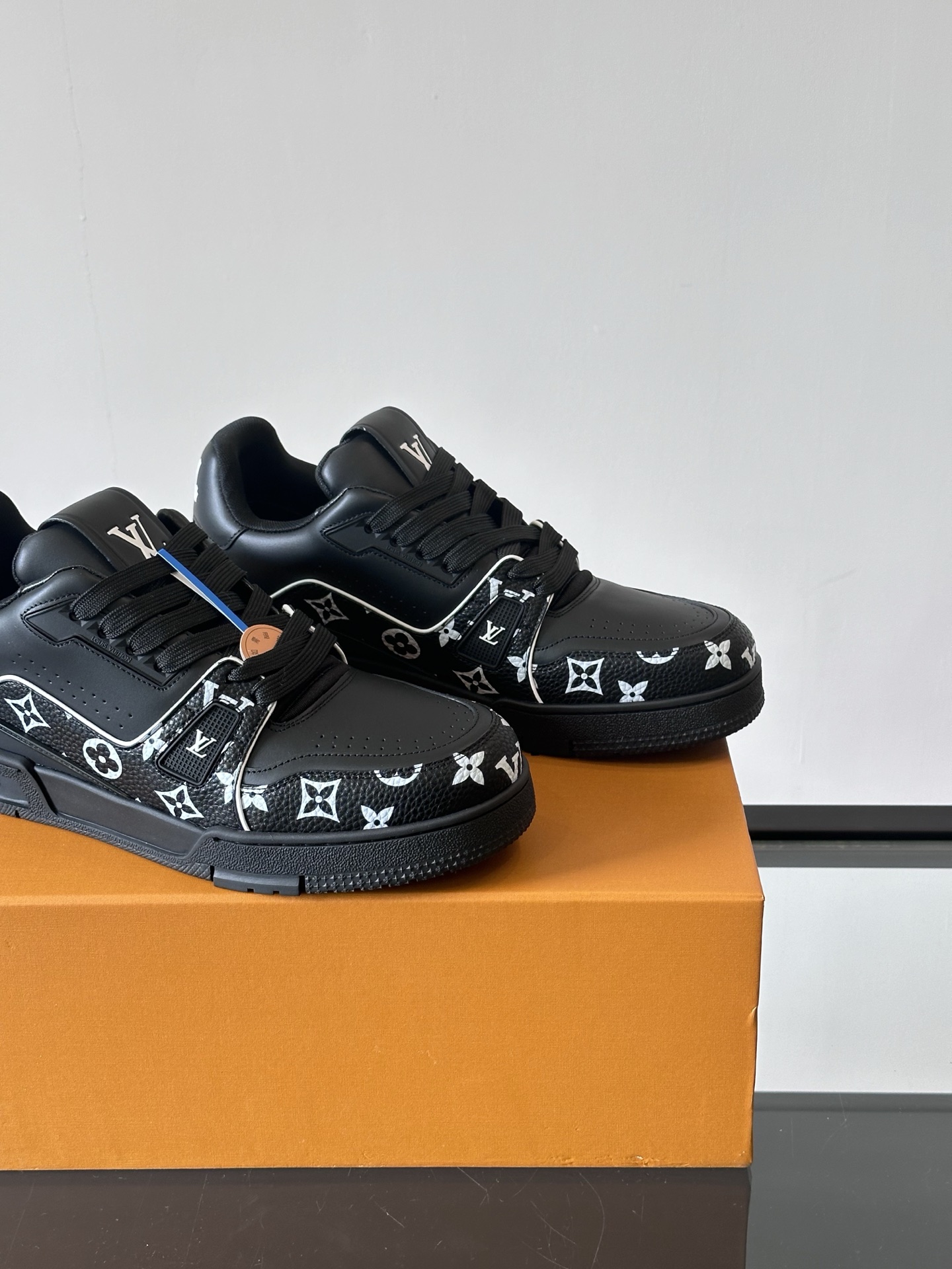 Louis Vuitton Trainer Sneaker - Black Damier Leather, Comfortable Fashion 9 i1743167941444 7455 0 7