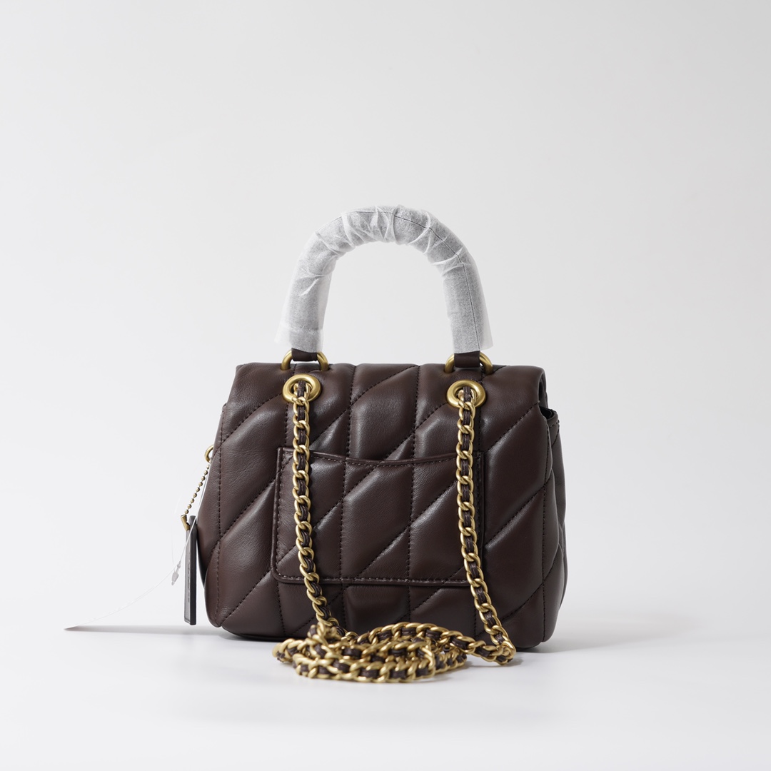 Coach ～原Coach蔻驰 CCC12 quilted pillow tabby19系列手提斜挎包