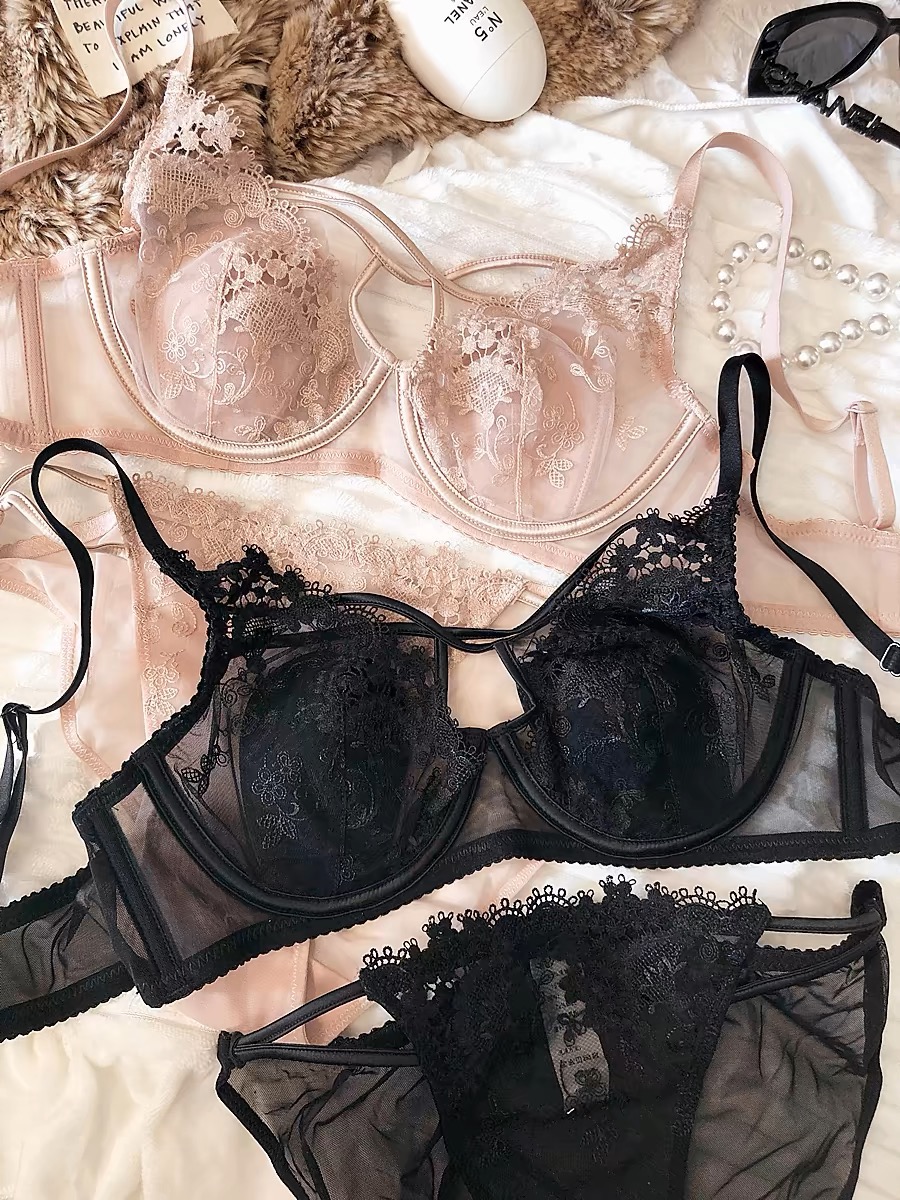 Elegante Lingerieset Met Kant, Zwarte & Roze Beha en Slip, Maat 34/36/38 B/C