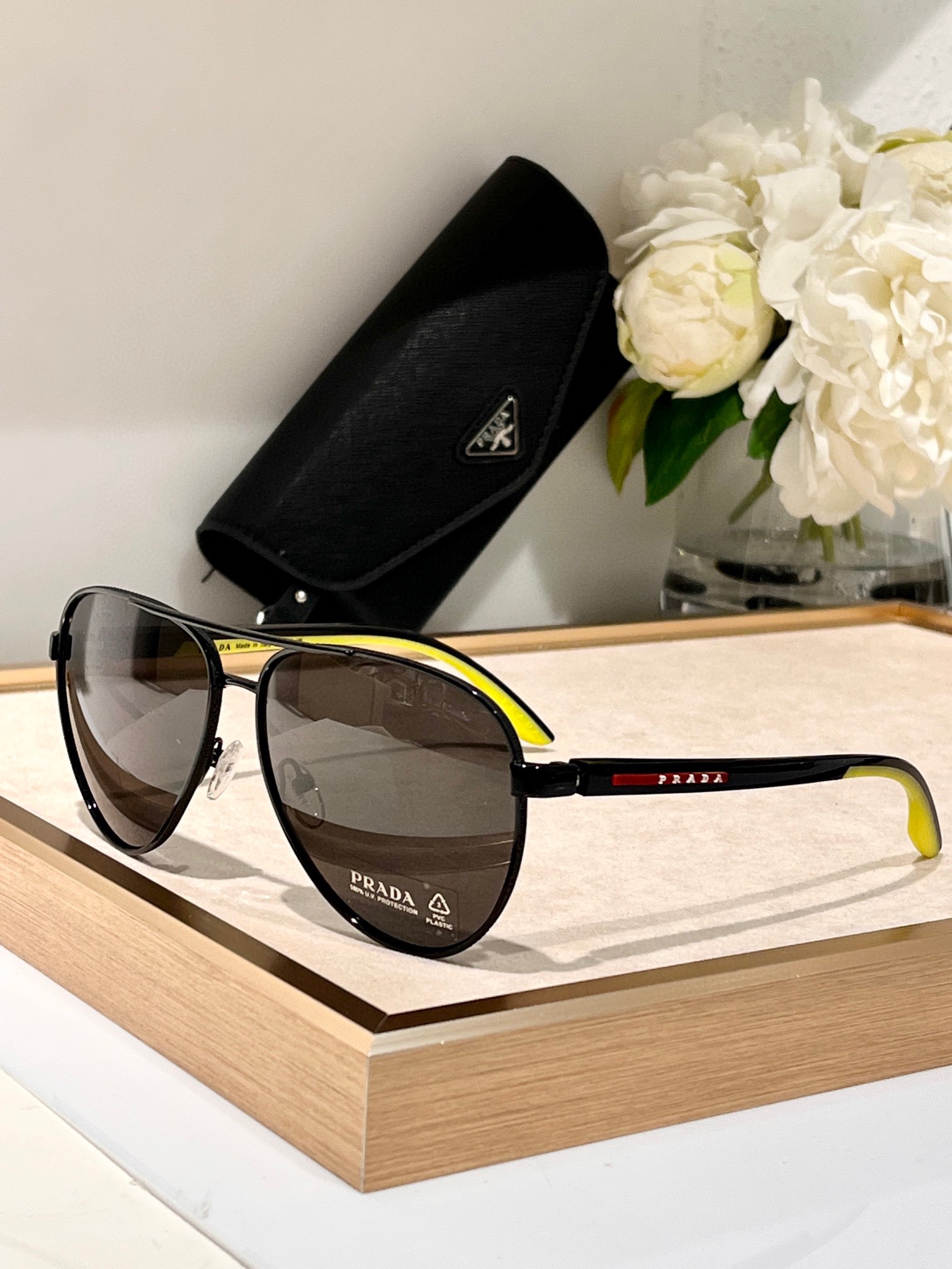  TOP quality
PRADA 
PS52WS
Size61-14-145
