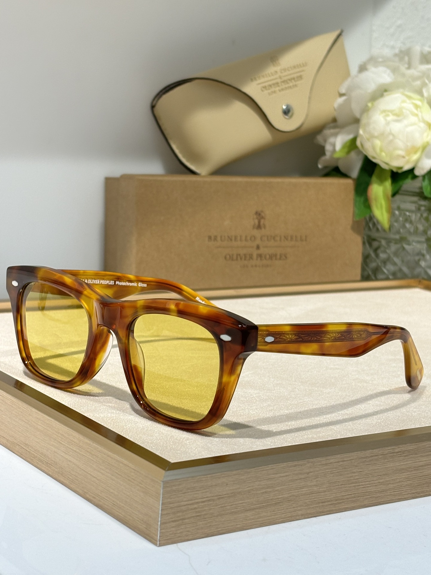 当下最火的老钱风穿搭-Brunello Cucinelli X Oliver PeoPle绝对是老钱风的