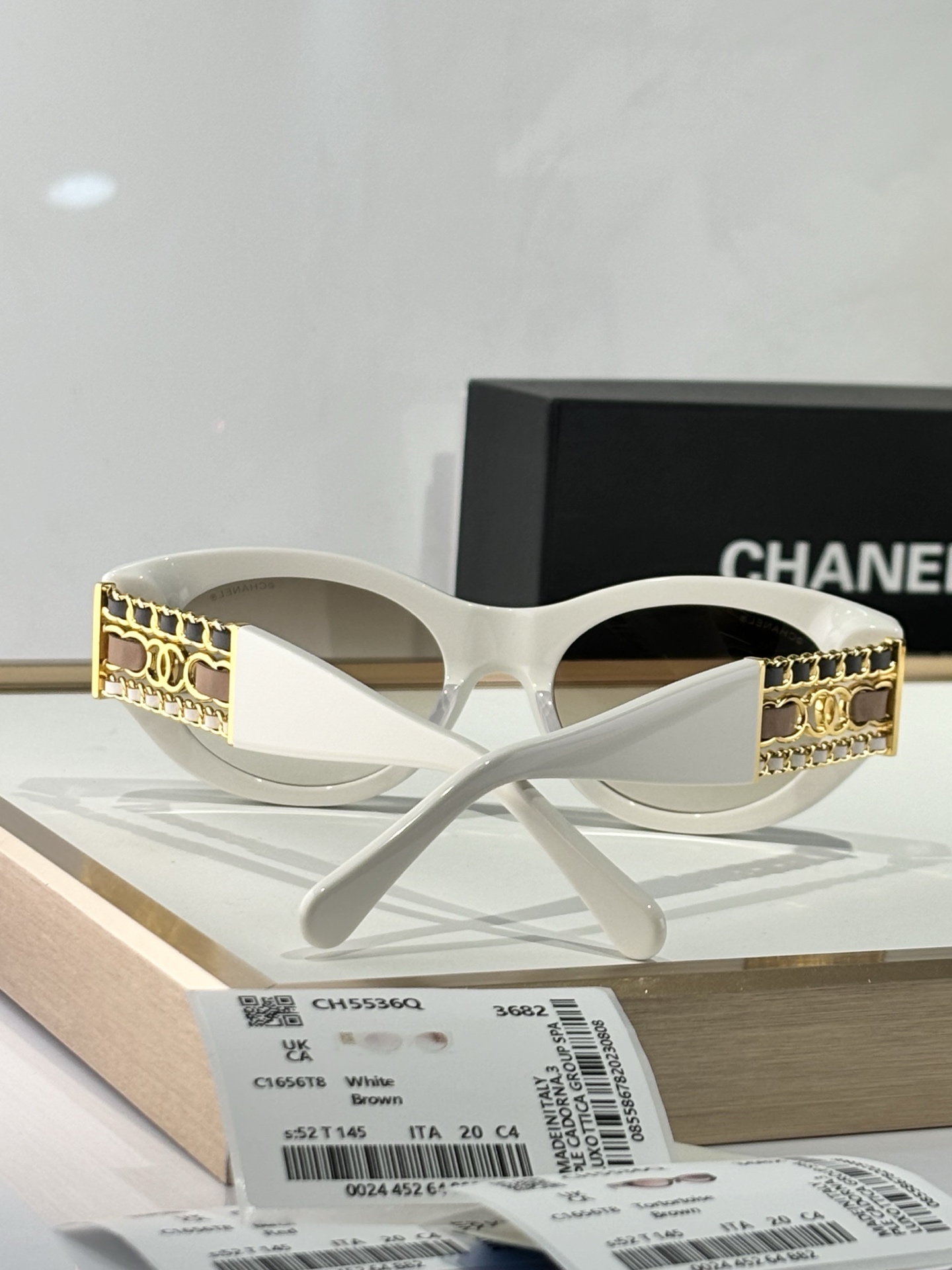  CHANEL
MODEL：CH5536
SIZE：52口20-145
