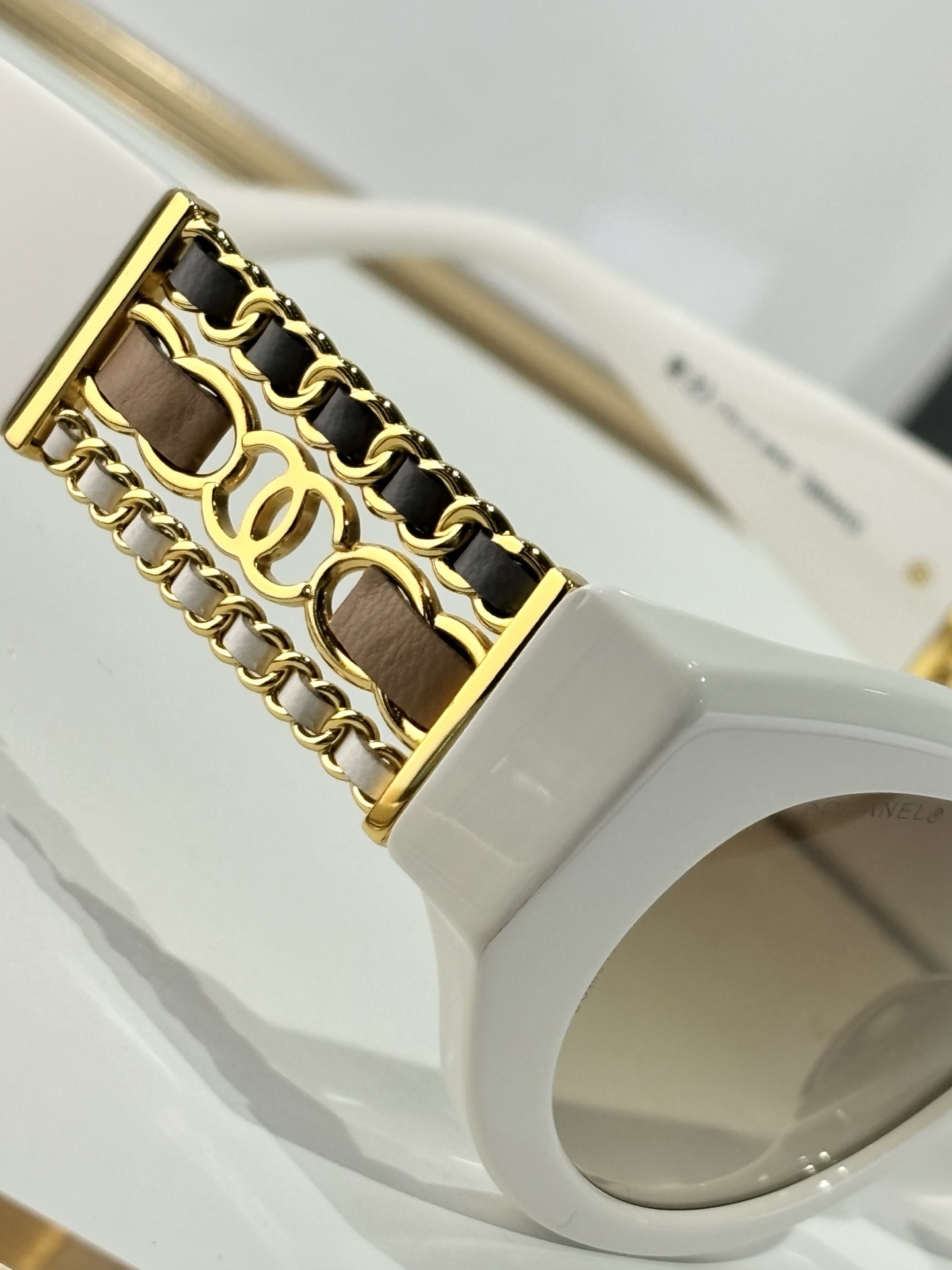  CHANEL
MODEL：CH5536
SIZE：52口20-145
