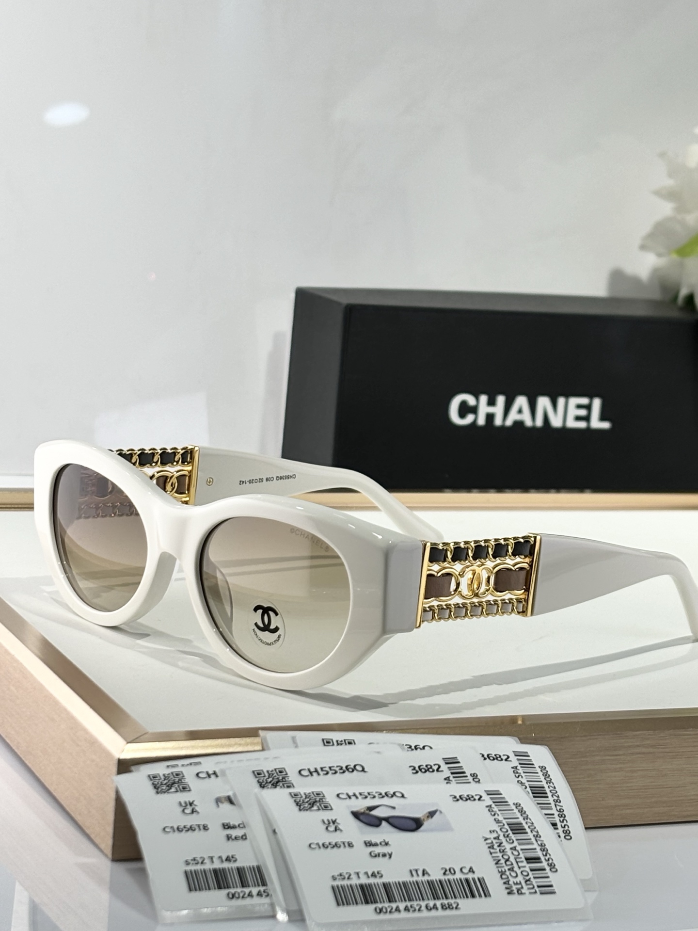  CHANEL
MODEL：CH5536
SIZE：52口20-145
