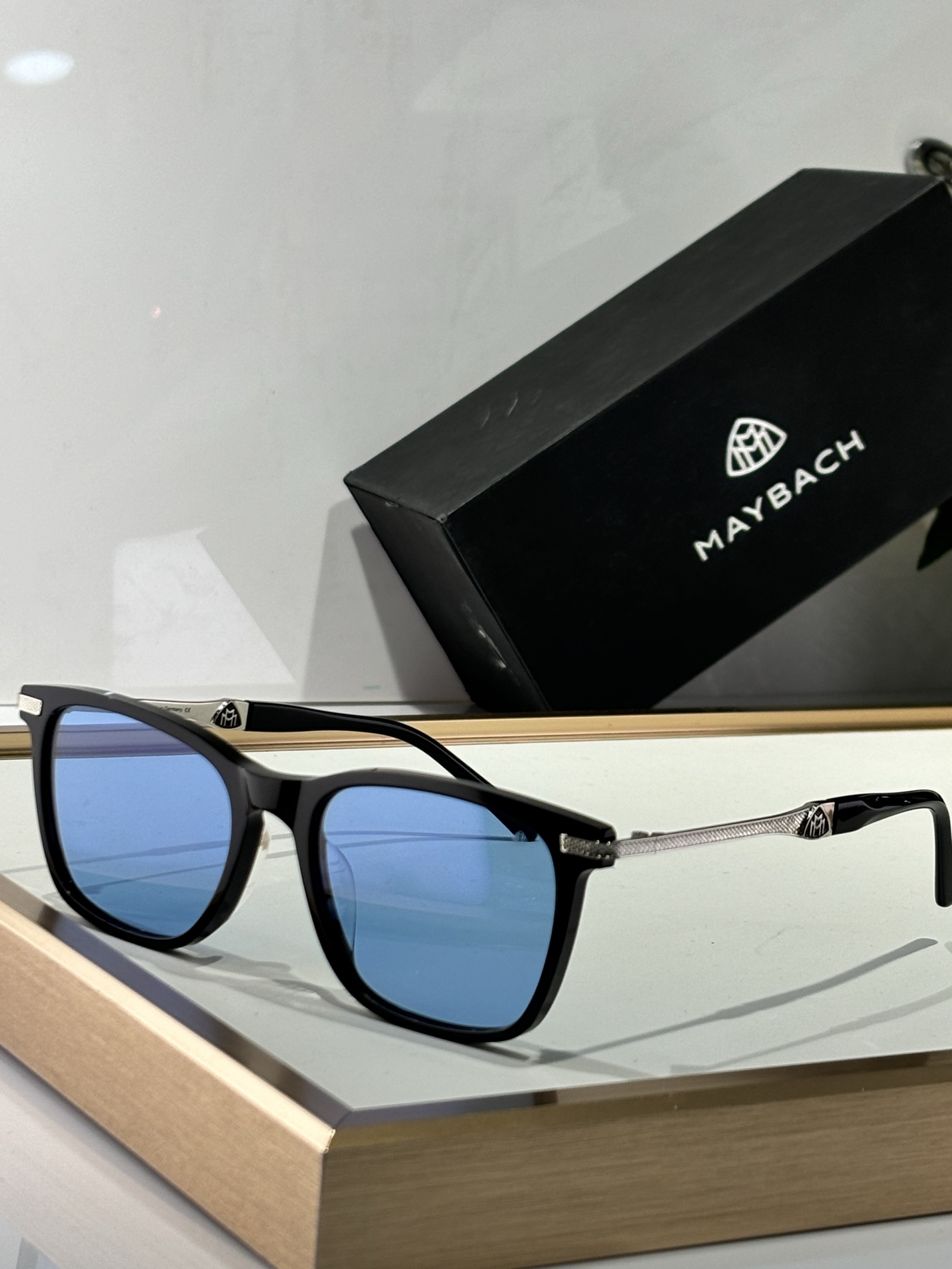  MAYBACH
MOD：THE REFINED 
SIZE：53-20-140
