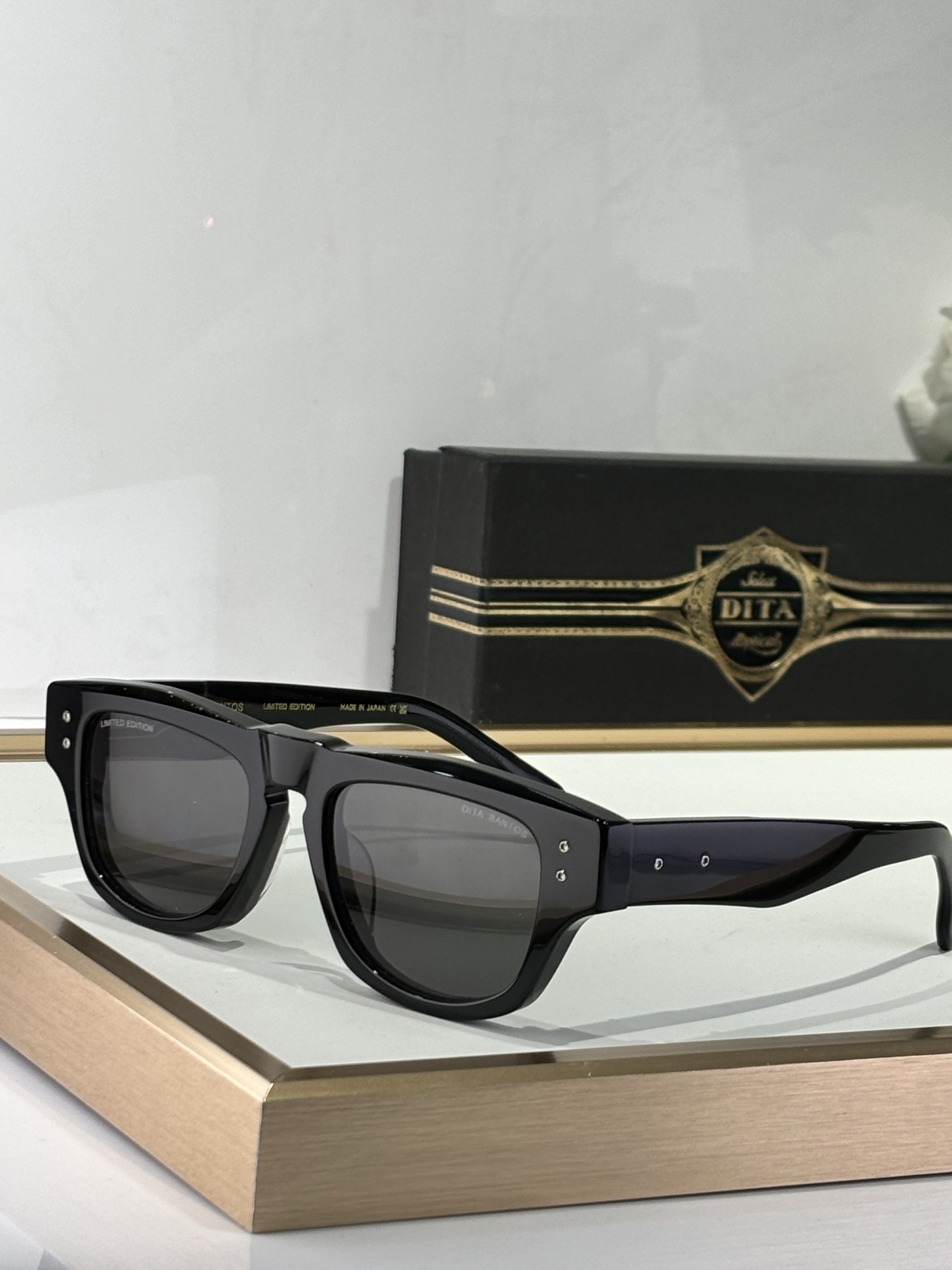  DITA
MODDTS723
Size51-20-151
