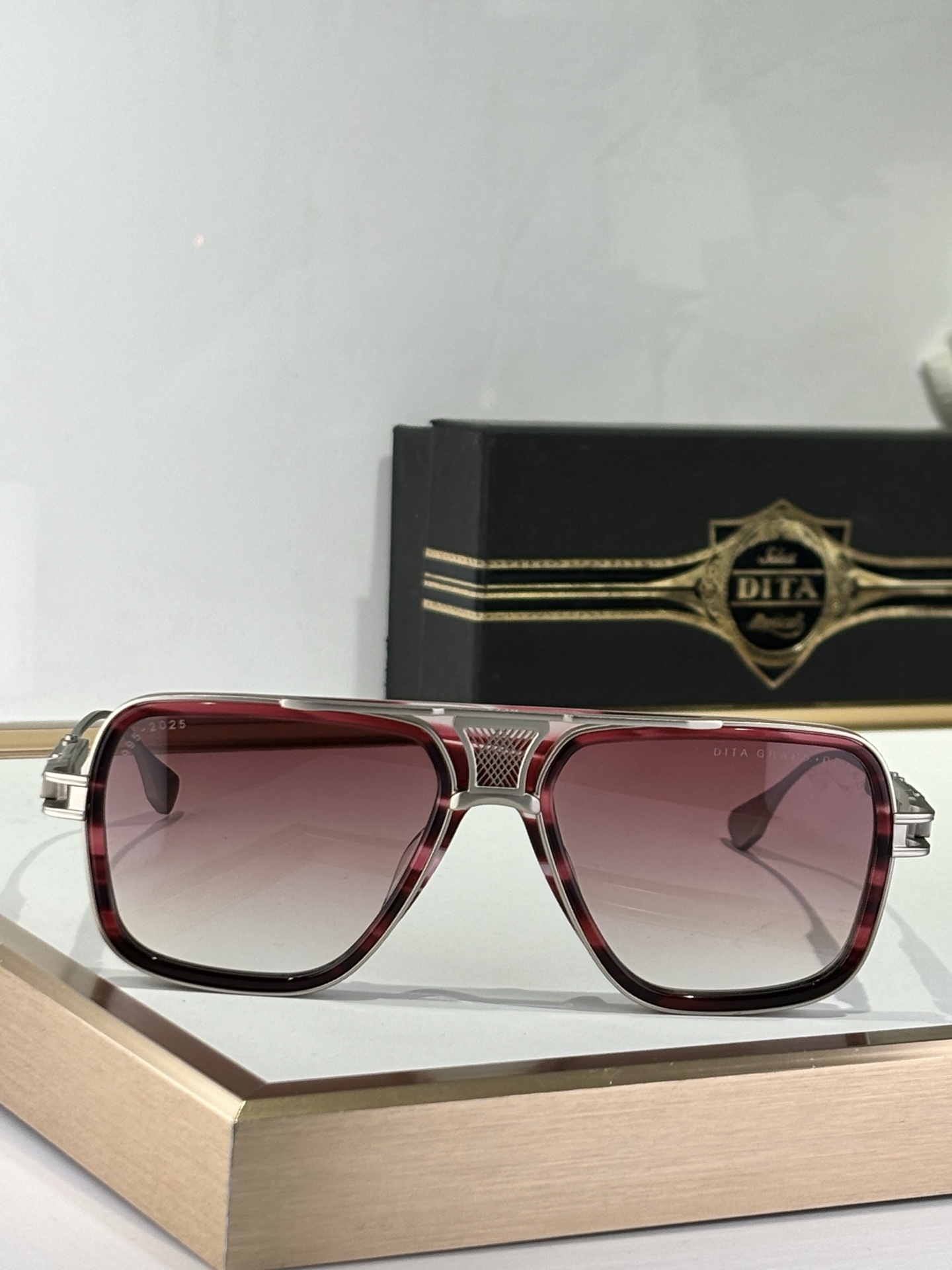  DITA
ModDTS460
Size995-30-125
