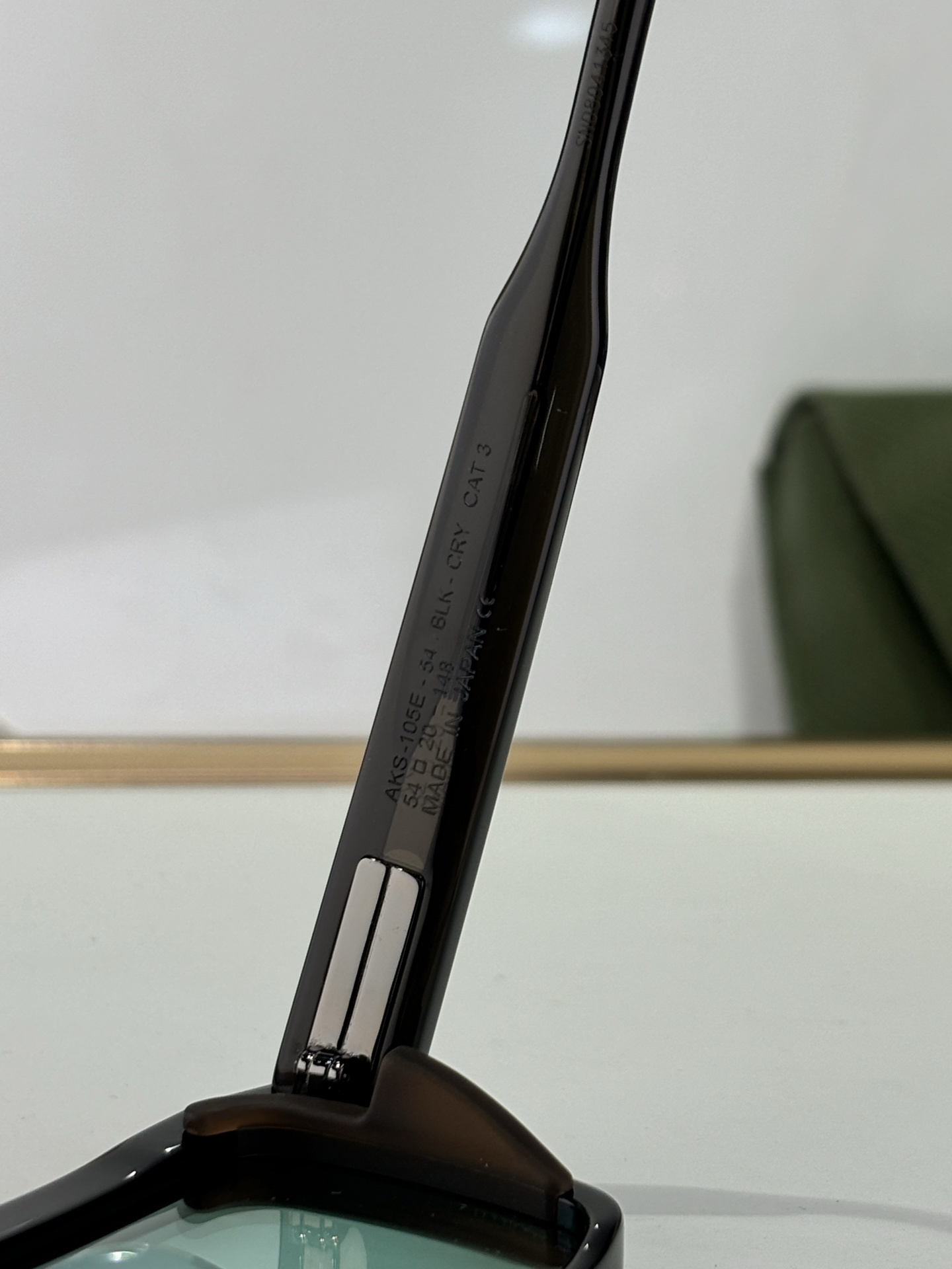  AKONI Solis
AKS-105E
SIZE54-20-148
