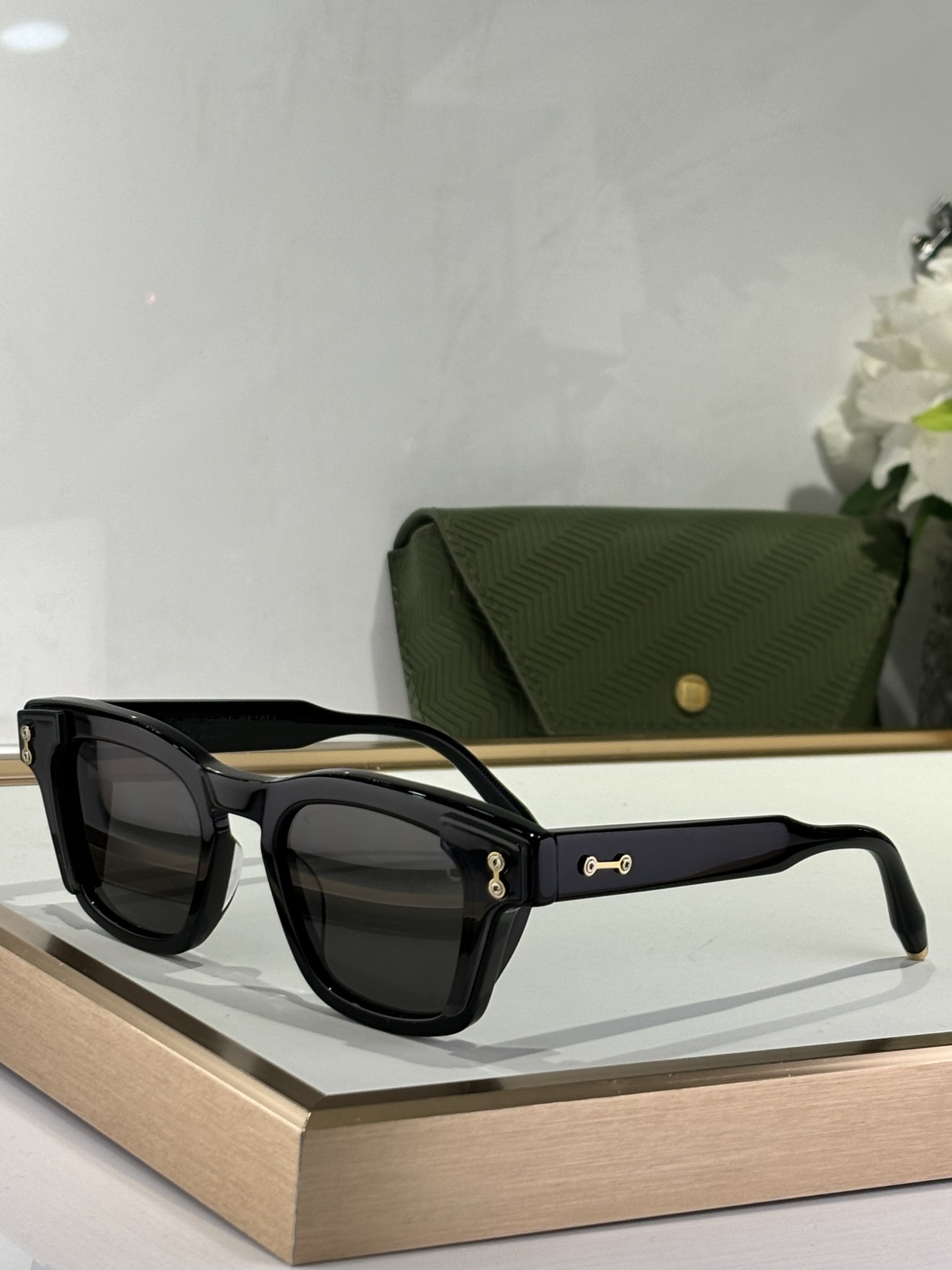  AKONI 
AKS-104B
SIZE52-21-148
