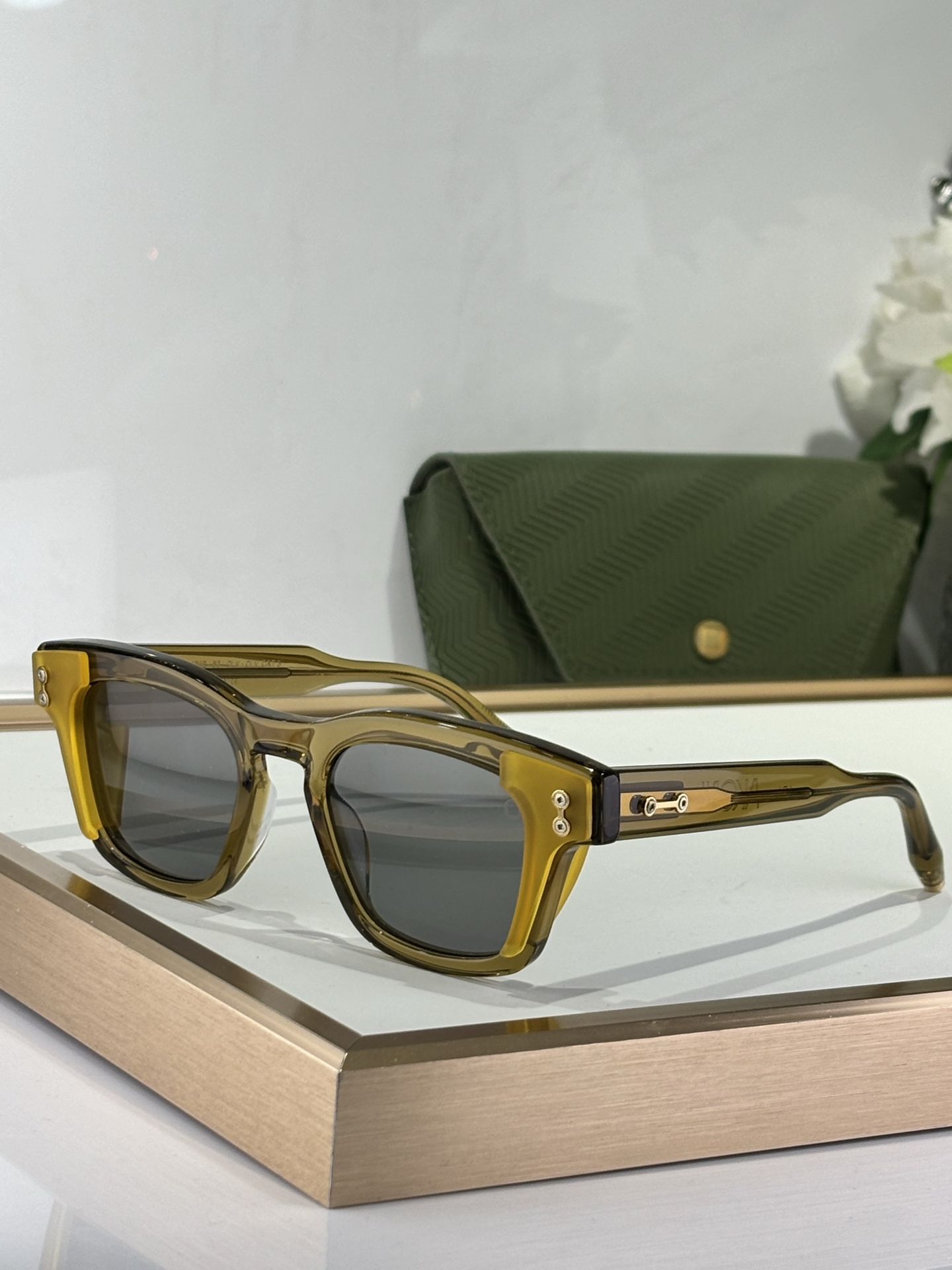  AKONI 
AKS-104B
SIZE52-21-148

