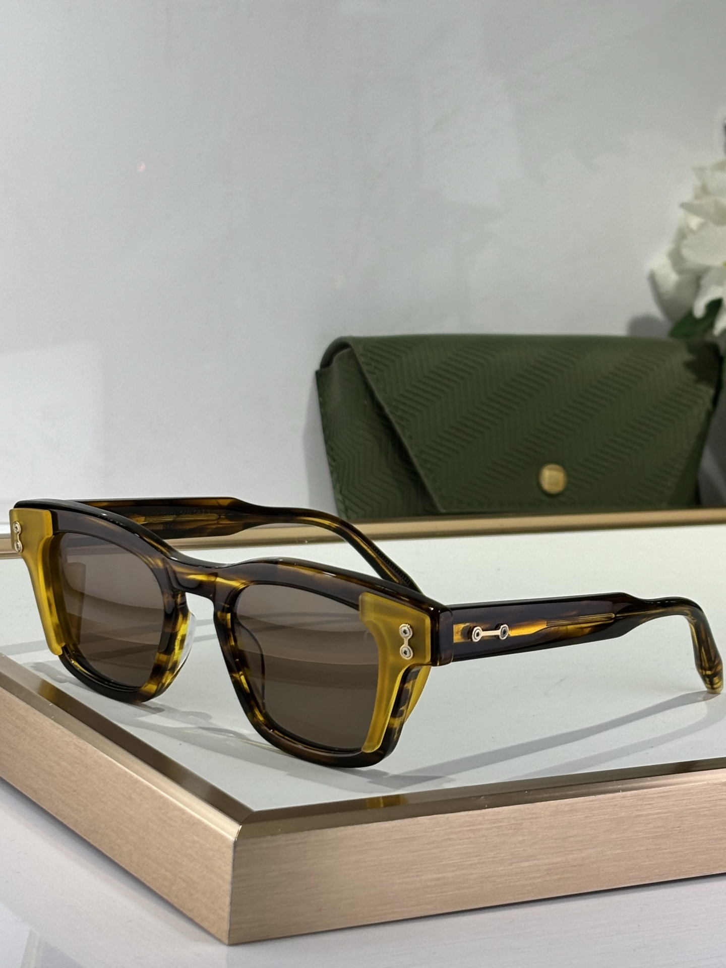  AKONI 
AKS-104B
SIZE52-21-148
