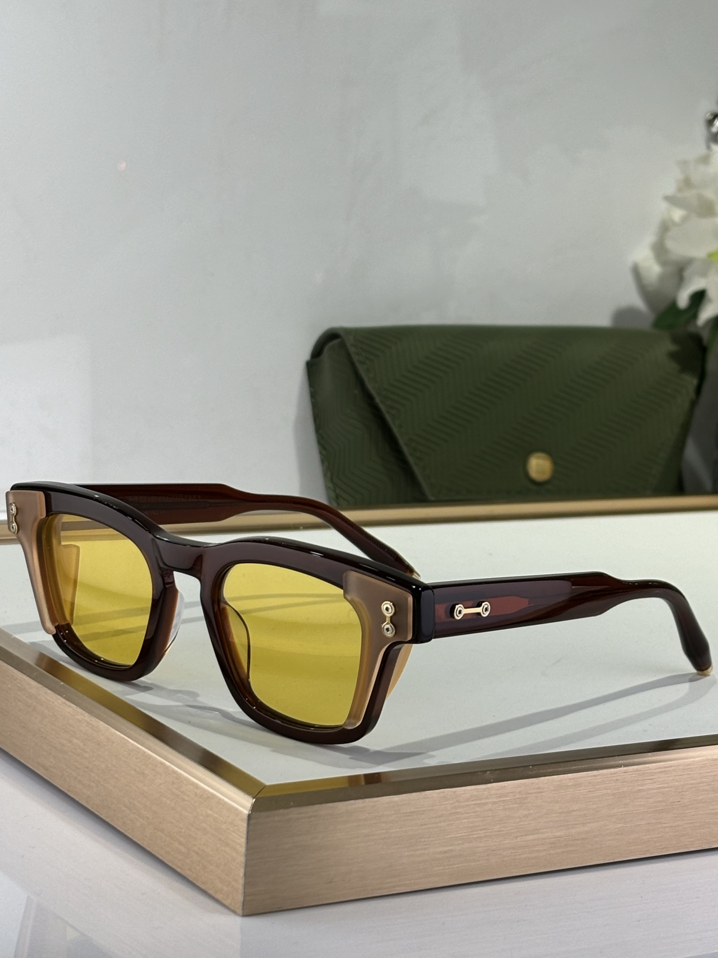  AKONI 
AKS-104B
SIZE52-21-148
