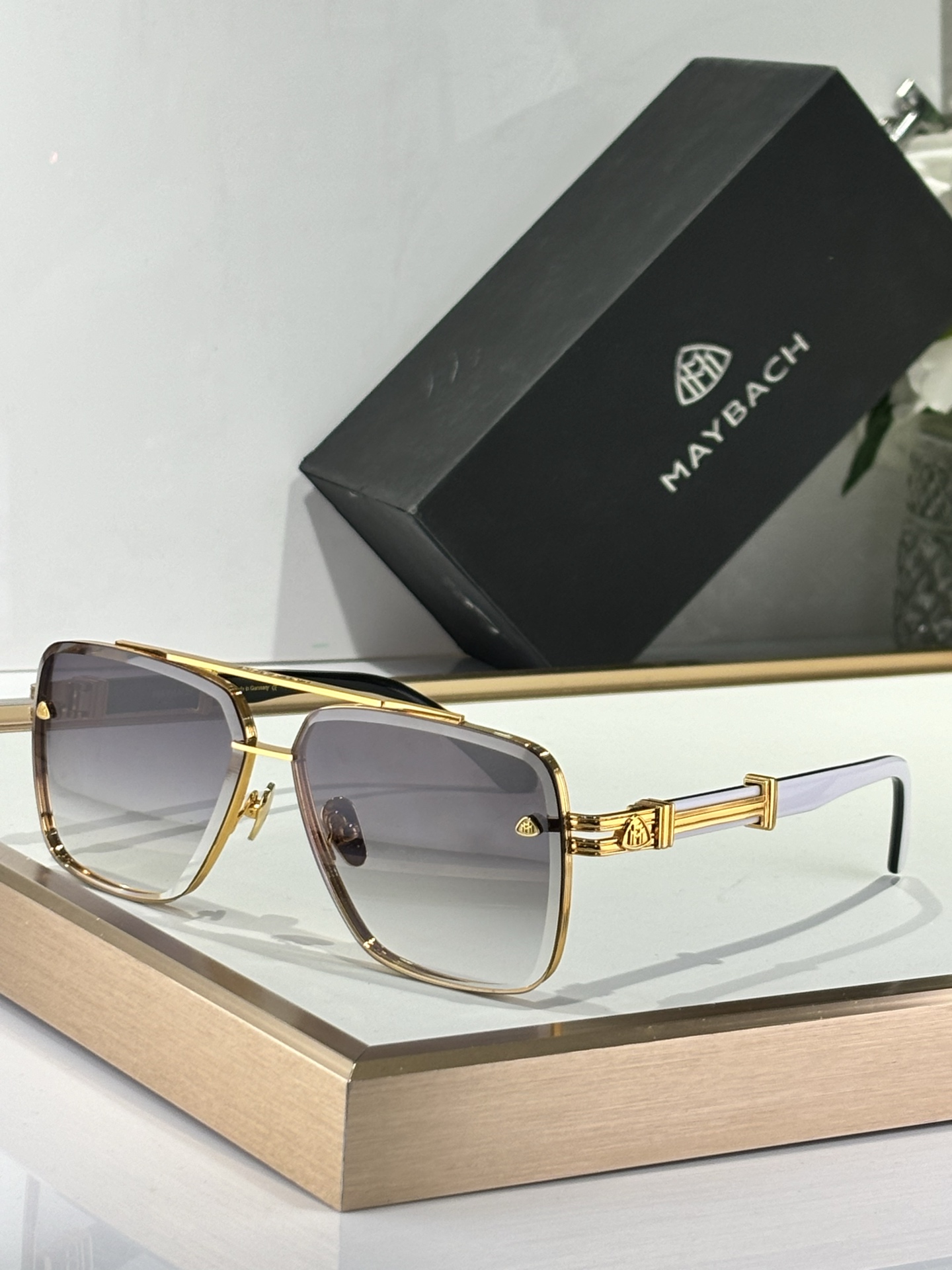  Maybach 
ModTHE GRAND II
Size62-13-145

