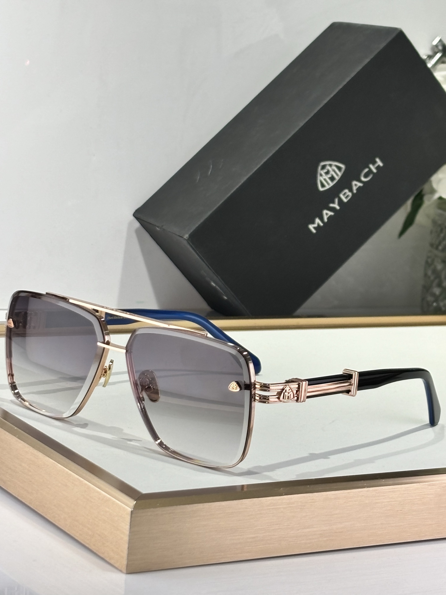  Maybach 
ModTHE GRAND II
Size62-13-145
