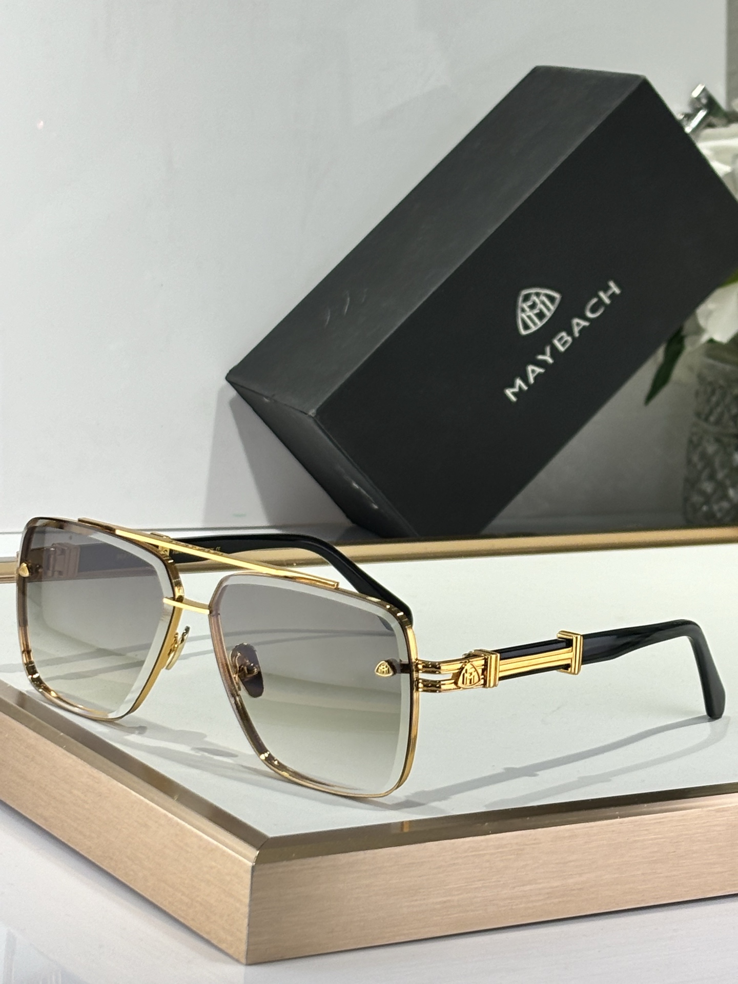  Maybach 
ModTHE GRAND II
Size62-13-145
