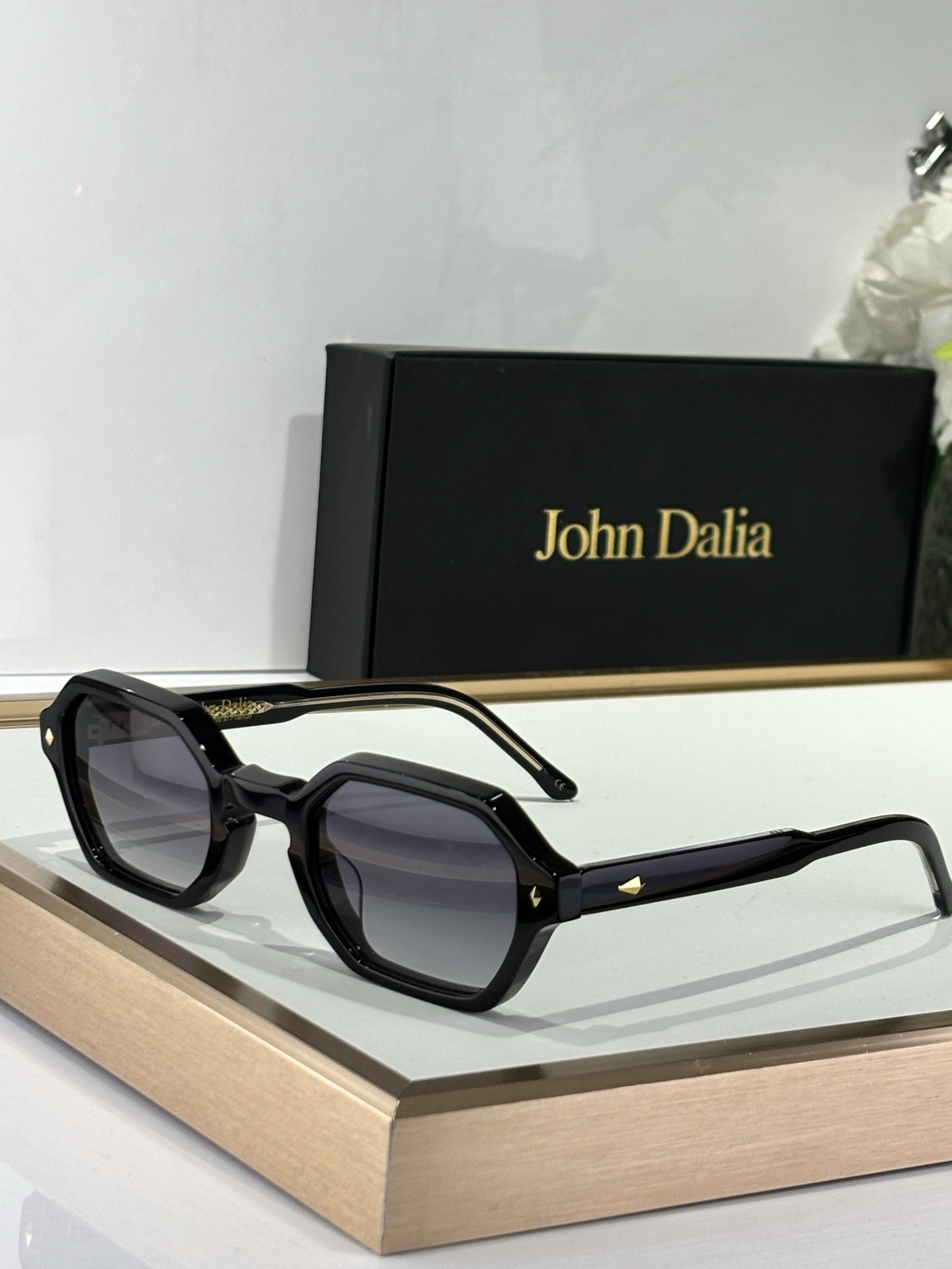  JOHN Dalia
ModJUDE
SIze51-26-145
