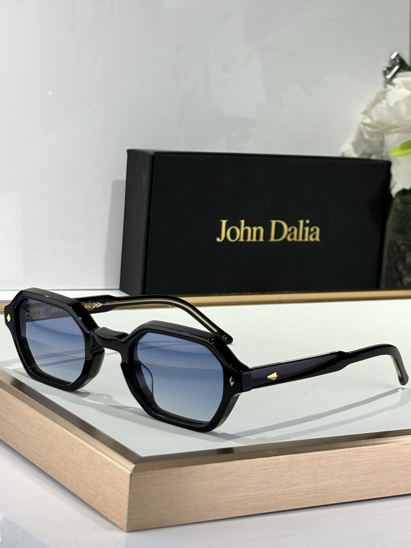  JOHN Dalia
ModJUDE
SIze51-26-145
