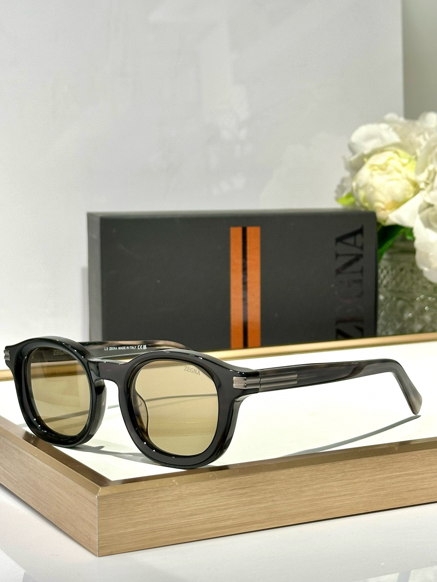  Ermenegildo Zegna
EZO229
Size47 口 23-145
演绎全新先锋时尚
优