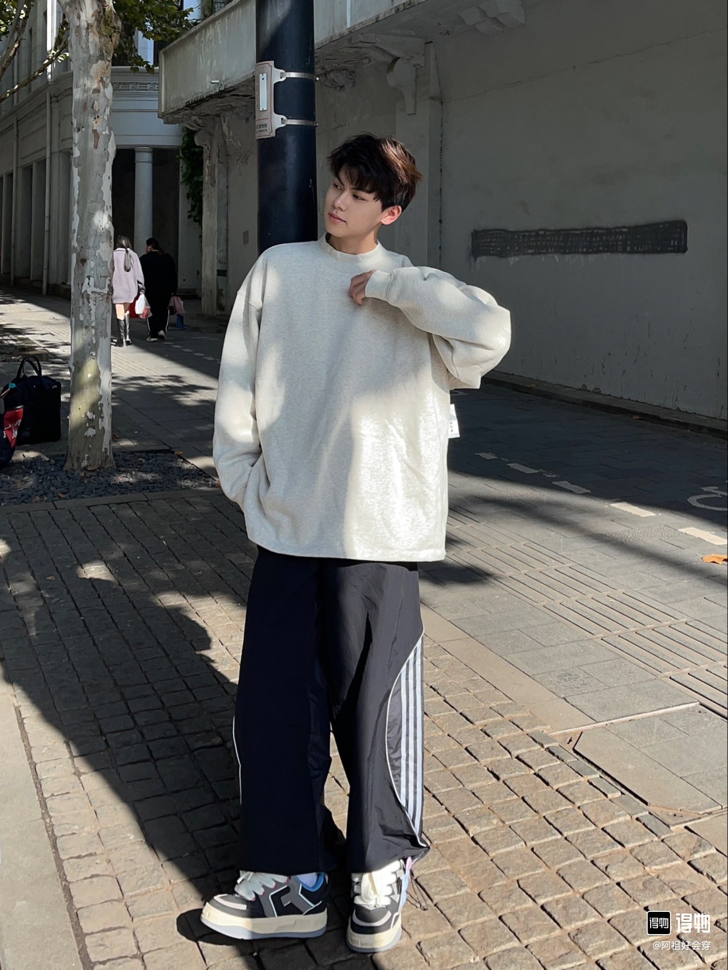Fear of God Clothes “ replicaFEAR OF GOD ESSENTIALS T ” oversize FOG yuan yuan ESSENTIALS Series — photo 4