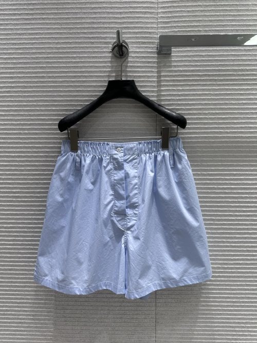 PRADA 2024 Spring/Summer Casual Beach Shorts - High-Waisted, Lightweight Cotton 1 PRADA 2024 Spring/Summer Casual Beach Shorts - High-Waisted, Lightweight Cotton