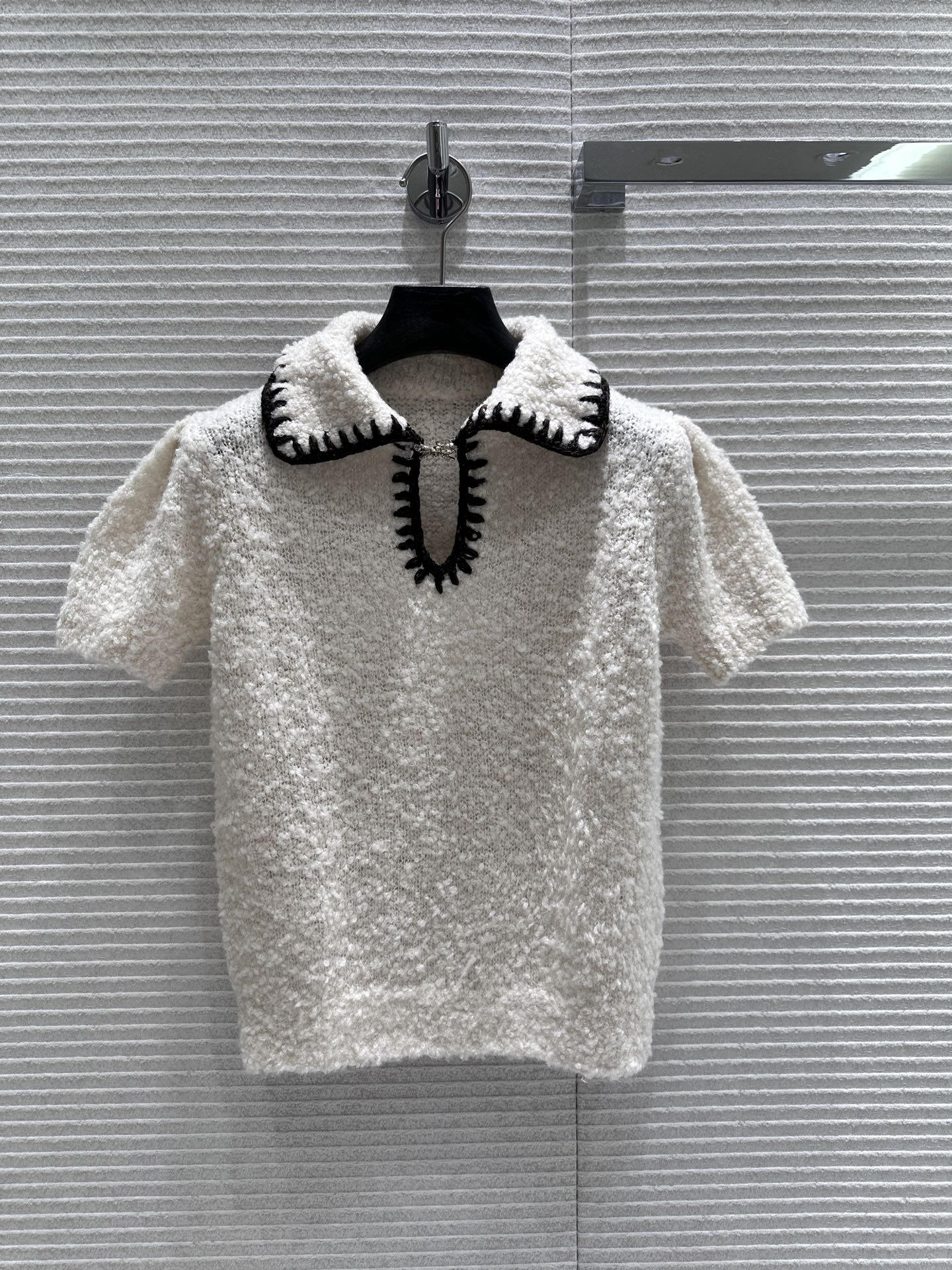 샤넬 여성 브이넥 카라 반팔 티셔츠 레플리카 5835 Chanel Women T Shirt