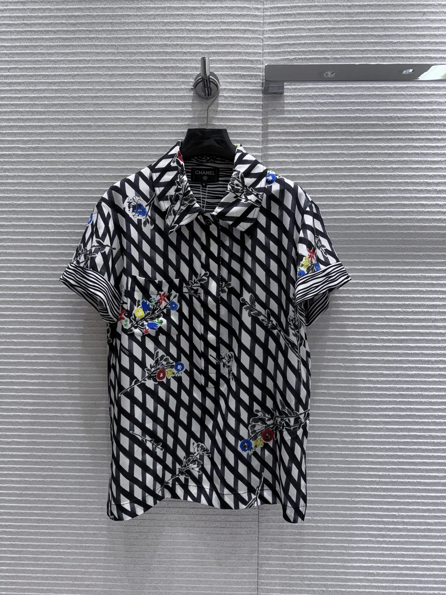 샤넬 여성 체크 플라워 카라 반팔 티셔츠 레플리카 18889 Chanel Women T Shirt