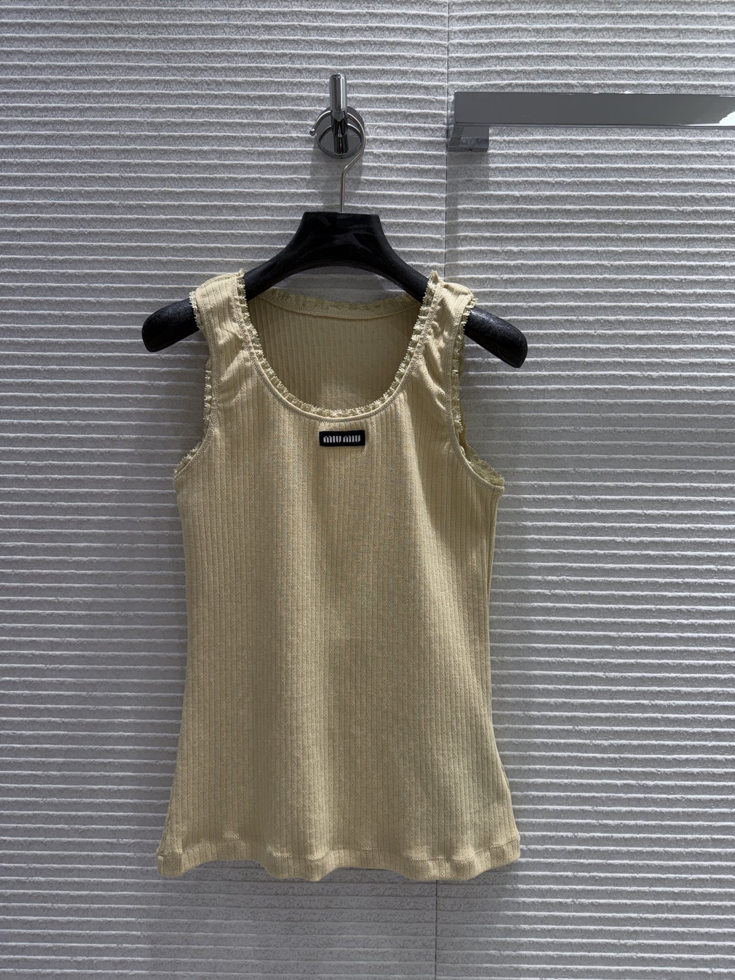 미우미우 여성 반팔 102045 Miu Miu T Shirt