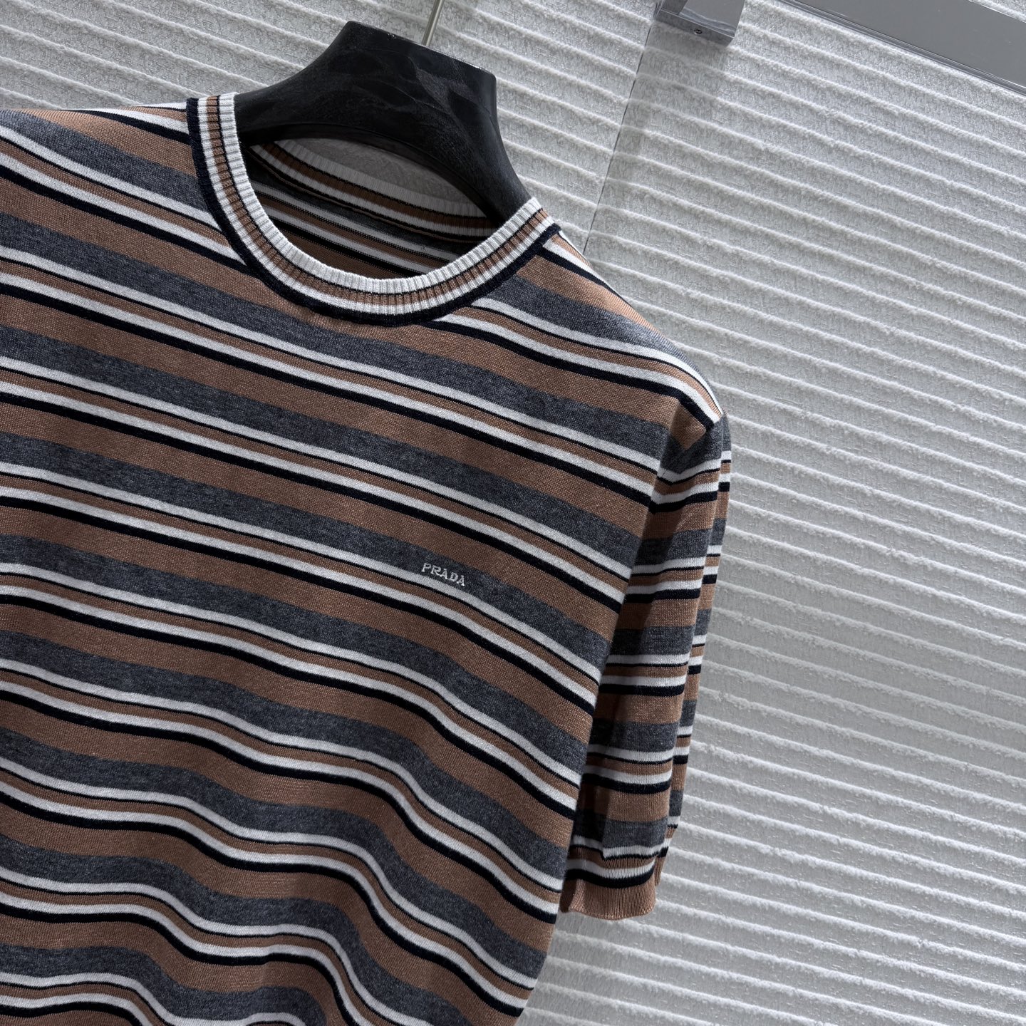 프라다 여성 반팔 129617 Prada T Shirt 썸네일 이미지