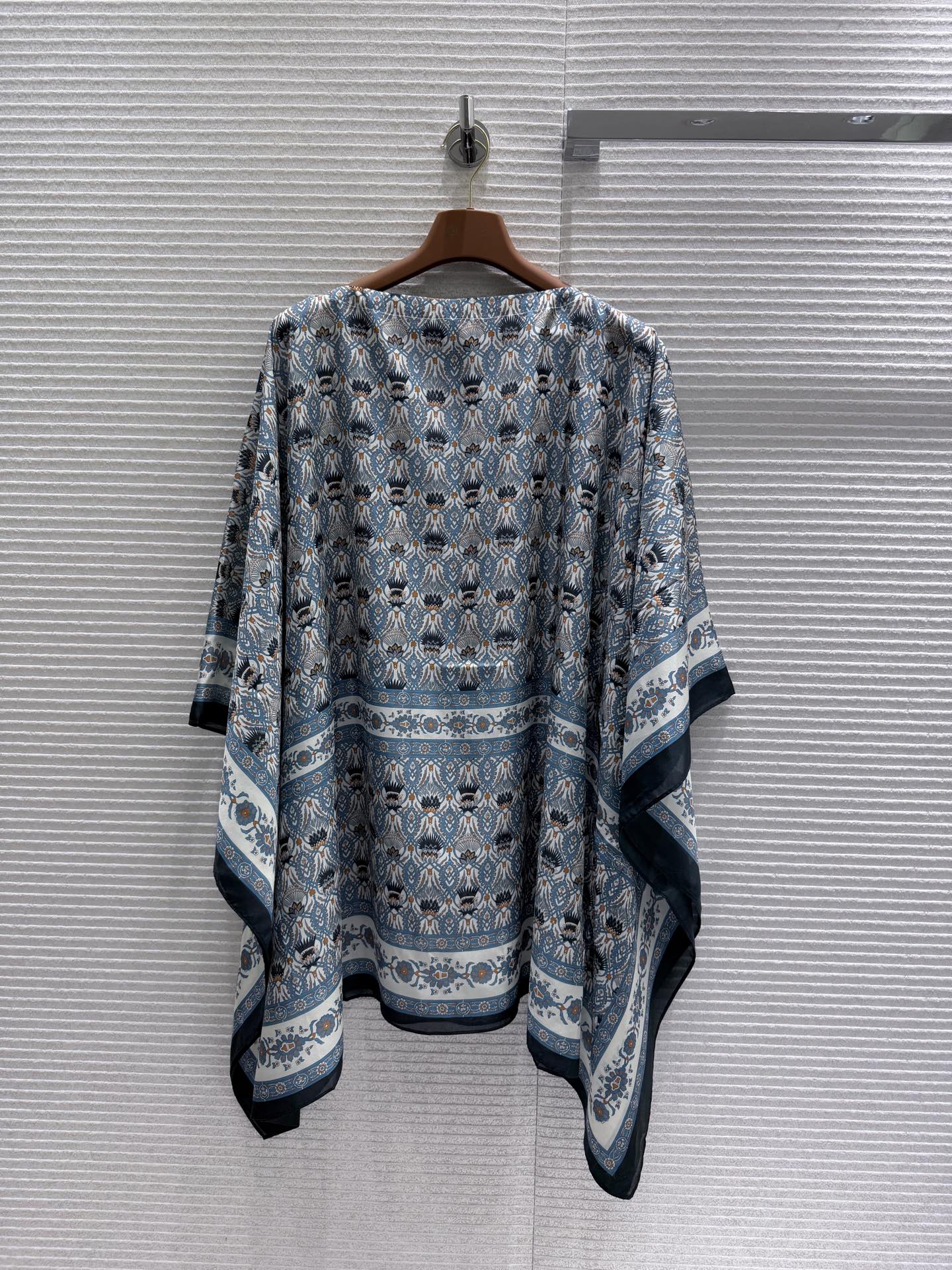 로로피아나 여성 긴팔 131644 Loro Piana Long Sleeve