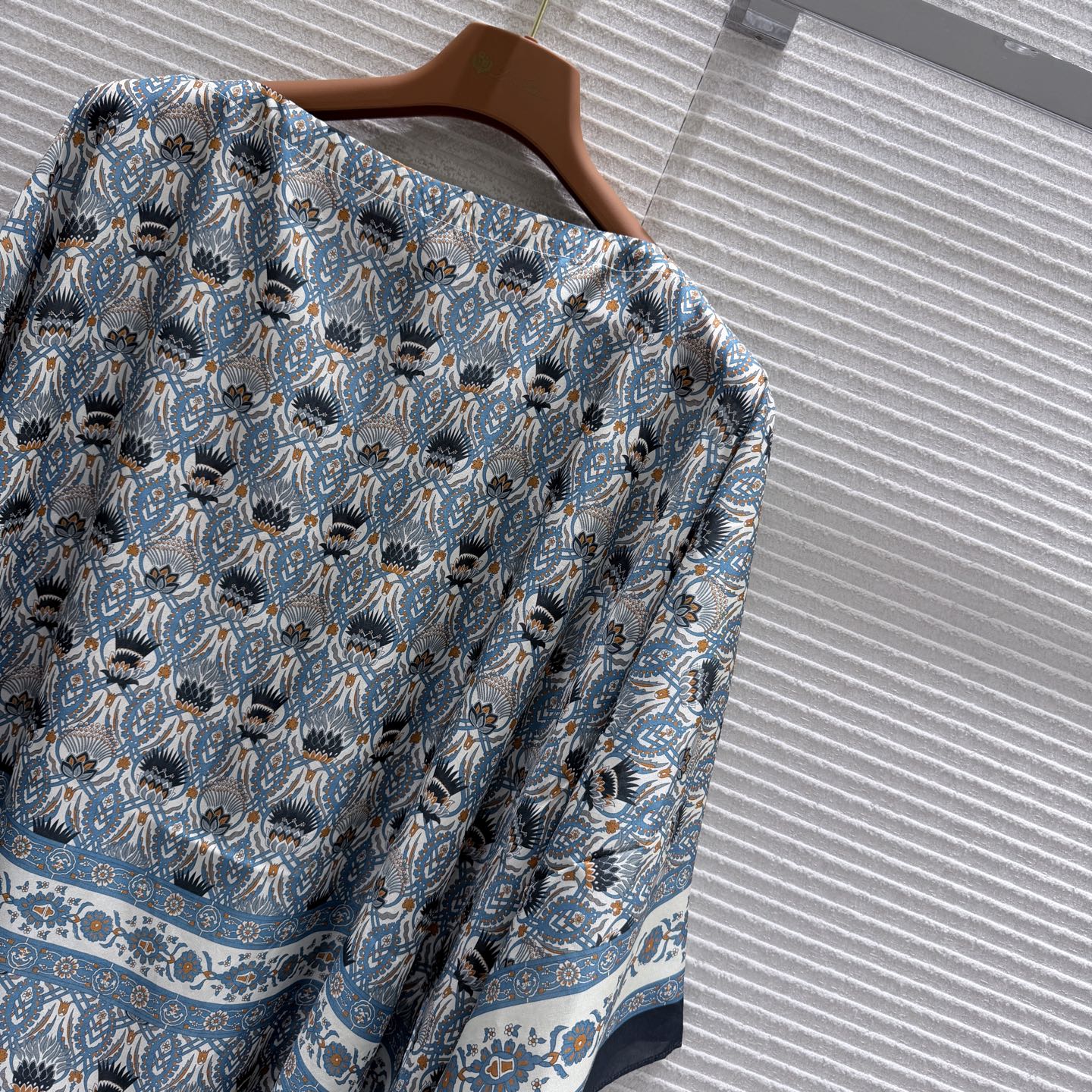 로로피아나 여성 긴팔 131644 Loro Piana Long Sleeve 썸네일 이미지