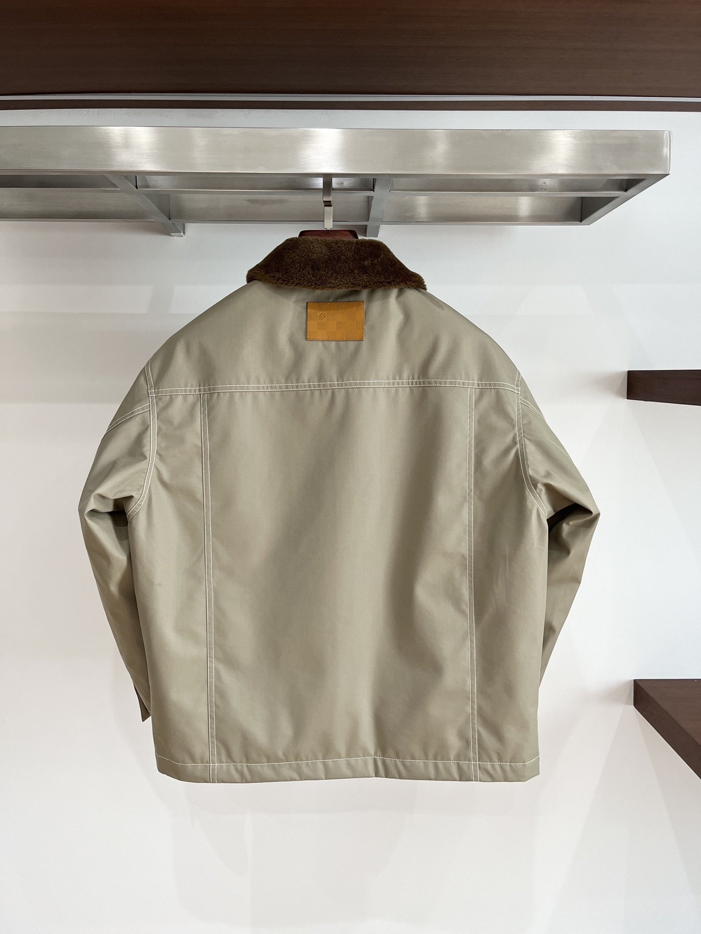 2️⃣0️⃣2️⃣5️⃣LV蓝色绗缝羽绒，超正的蓝，清冷又高级，在沉闷的冬日里宛如一抹灵动的天空，超级吸